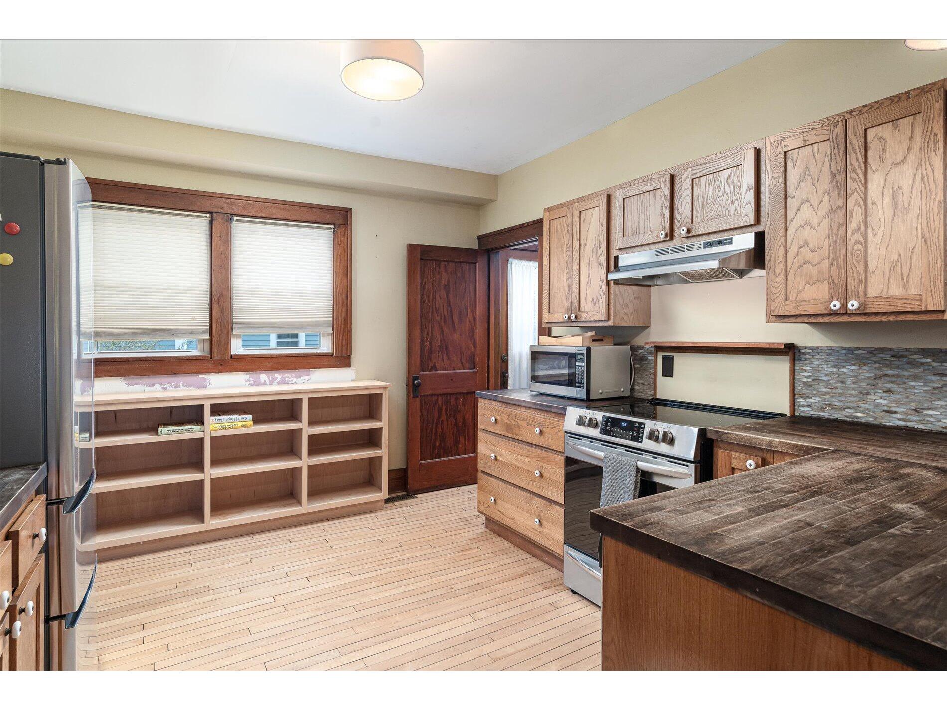 307 E Broadway Viroqua WI 54665 1943401 image5