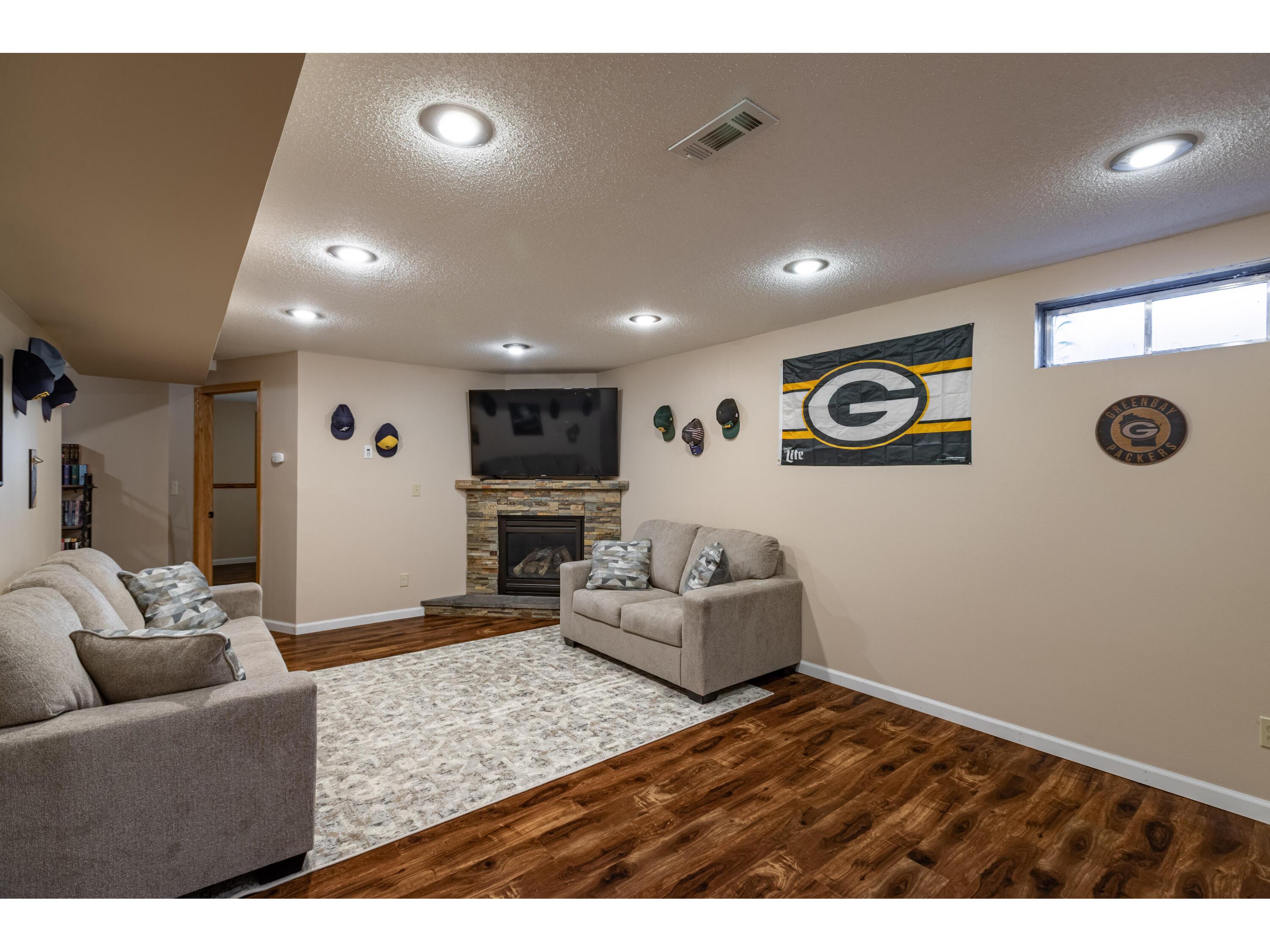 307 Roberts Holmen WI 54636 1965685 image13