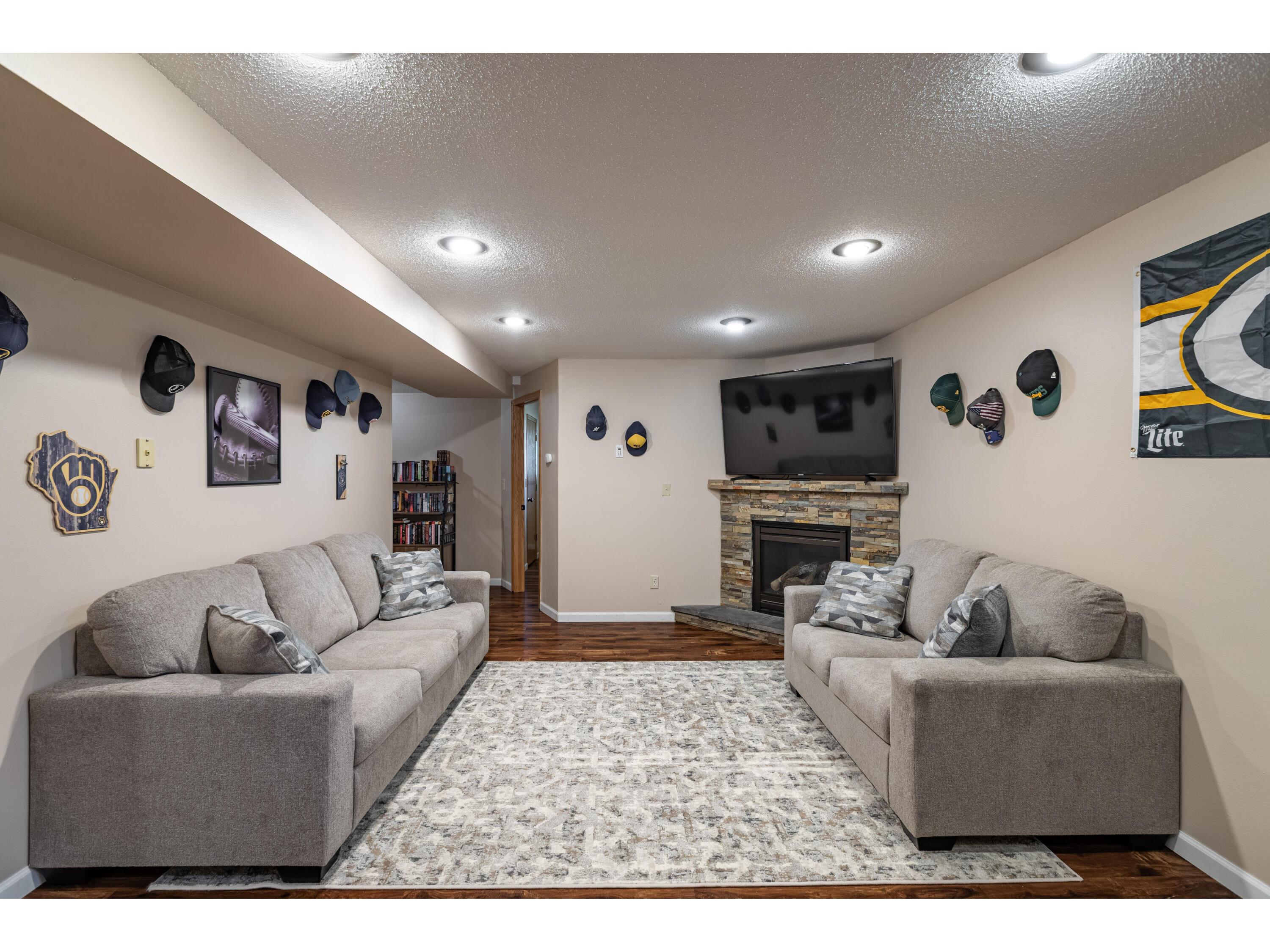 307 Roberts Holmen WI 54636 1965685 image14