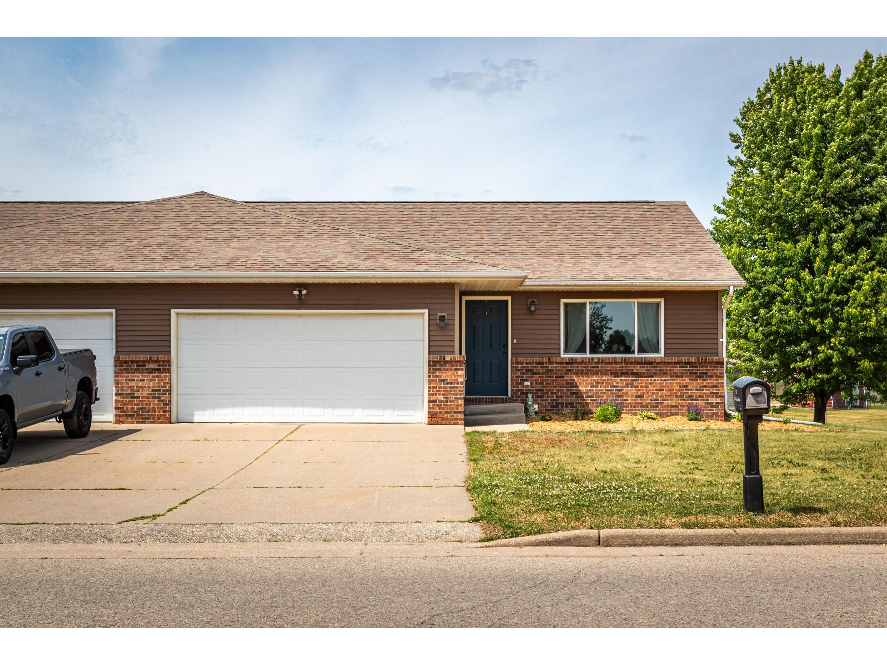 307 Roberts Holmen WI 54636 1965685 image2