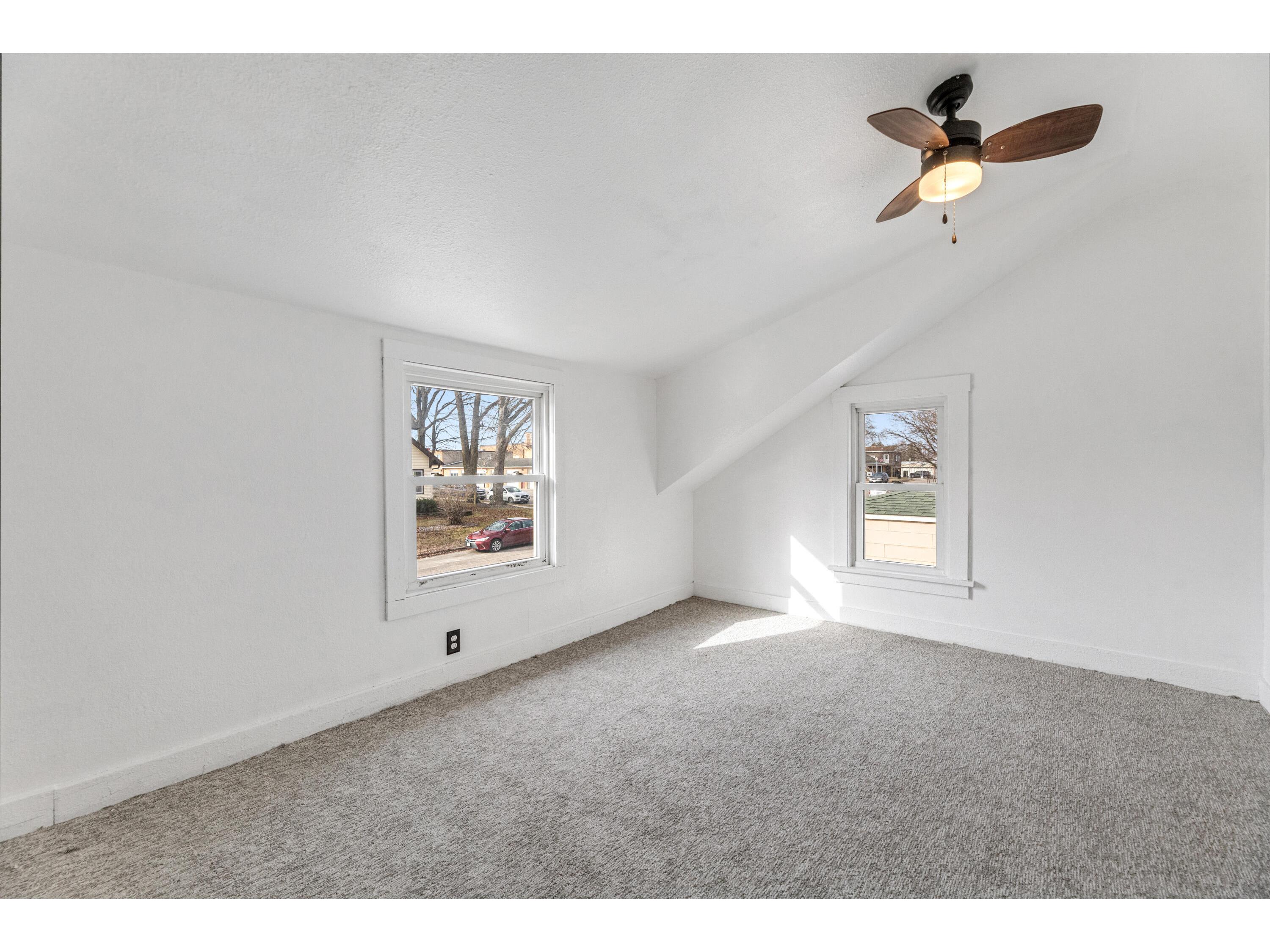 309 Lincoln Caledonia MN 55921 1952099 image14