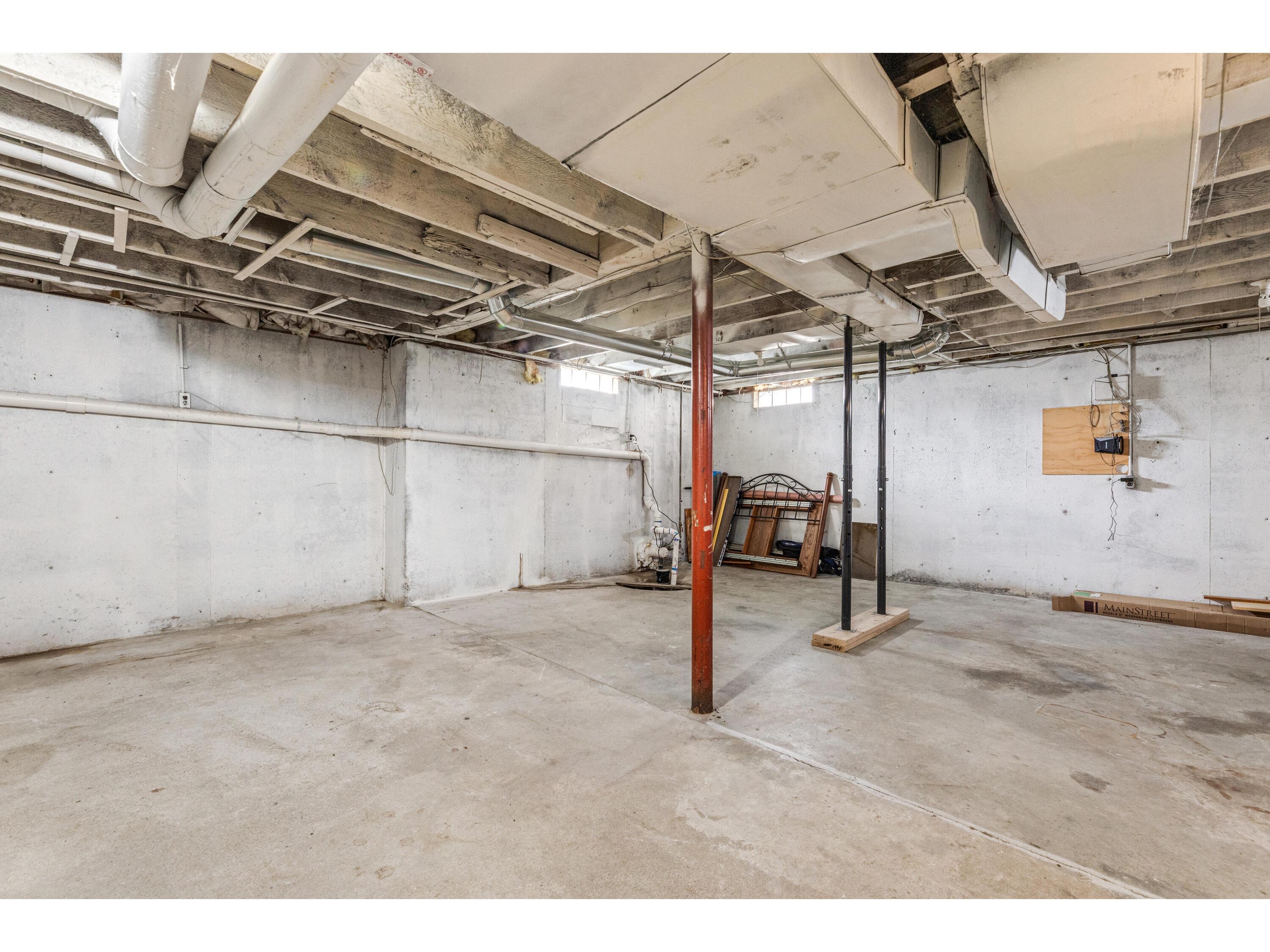 309 Lincoln Caledonia MN 55921 1952099 image20
