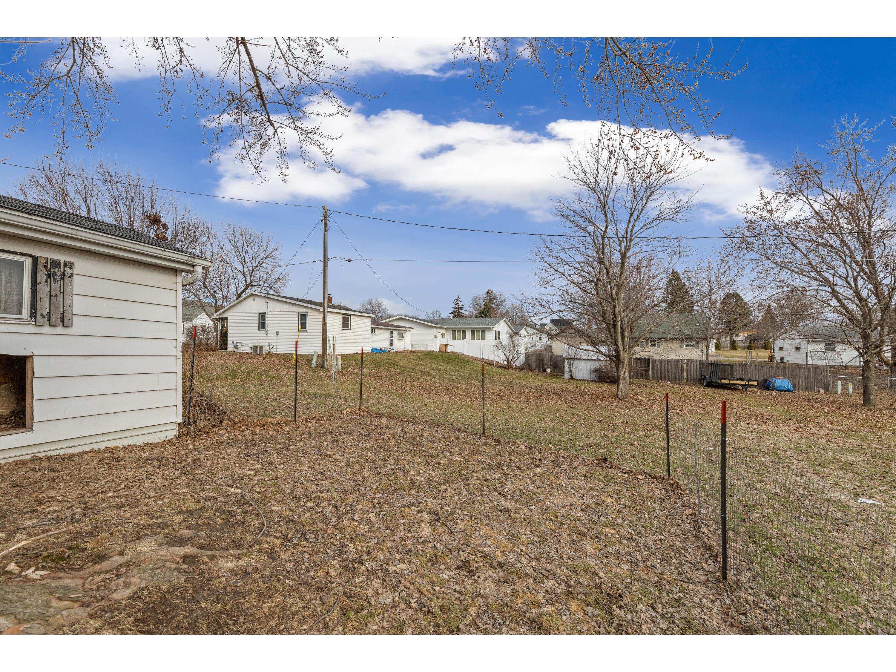 309 Lincoln Caledonia MN 55921 1952099 image24
