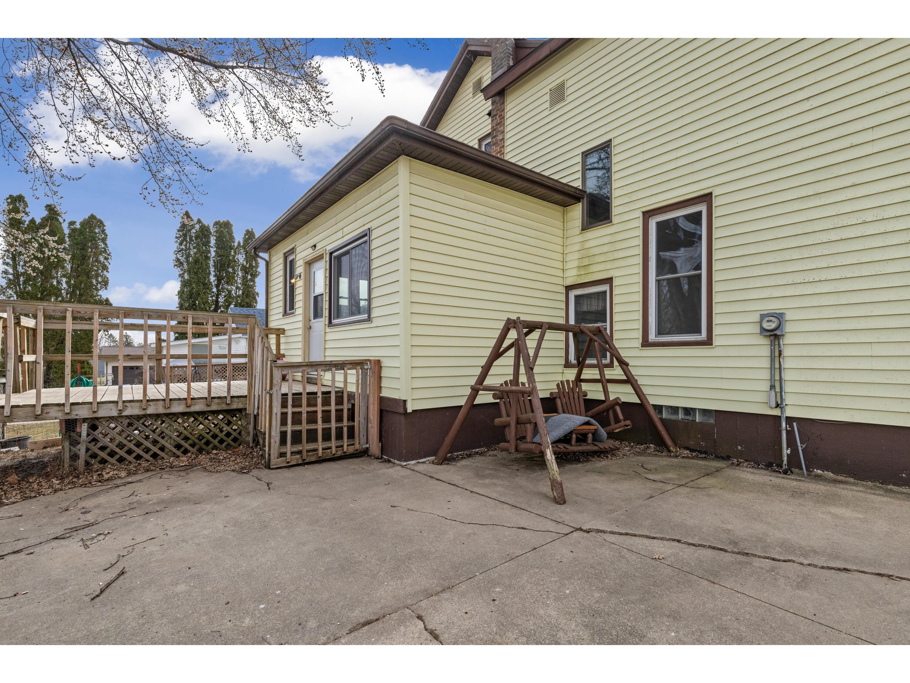 309 Lincoln Caledonia MN 55921 1952099 image26