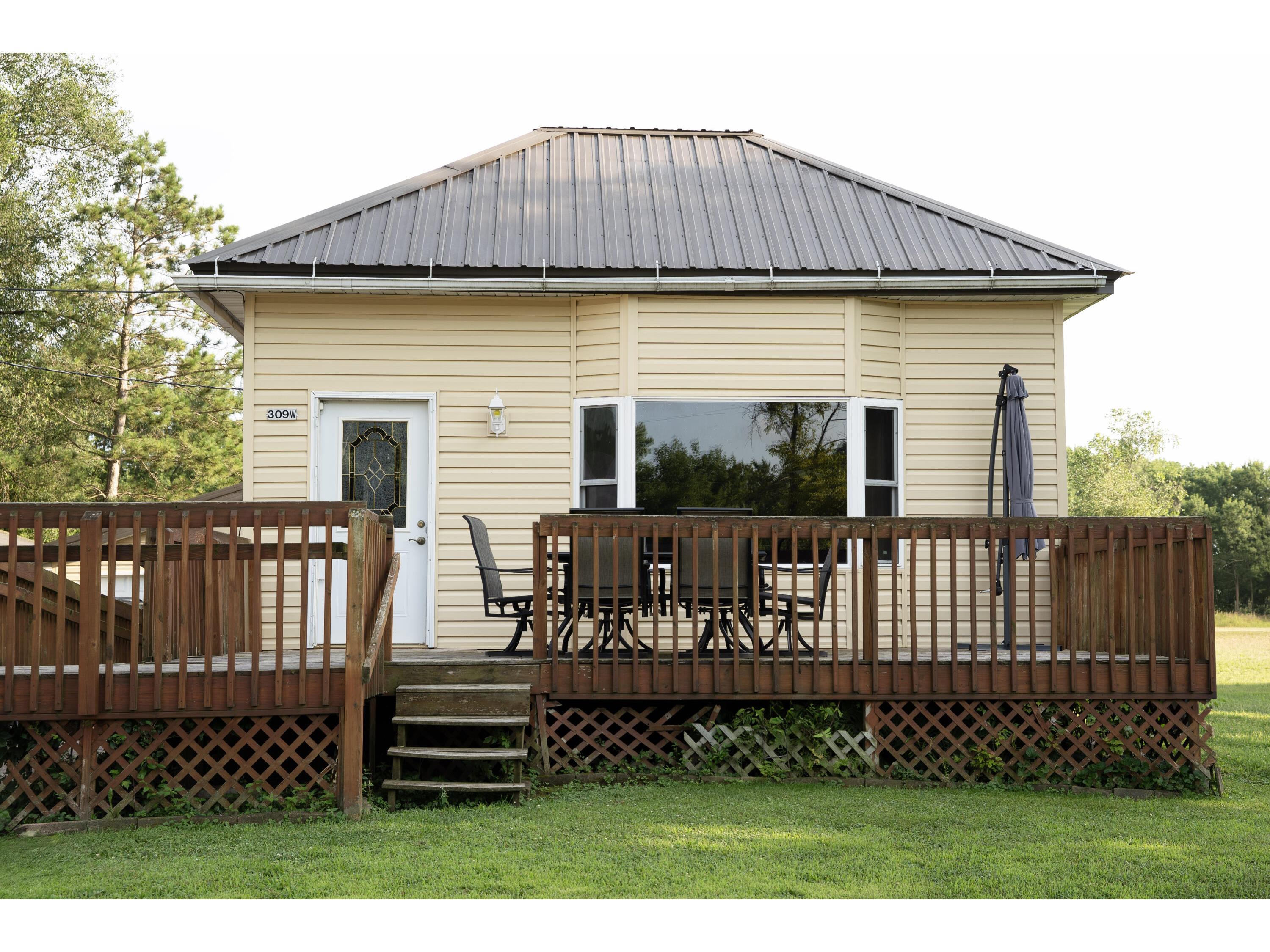 309 W Fayette Readstown WI 54652 1973218 image1