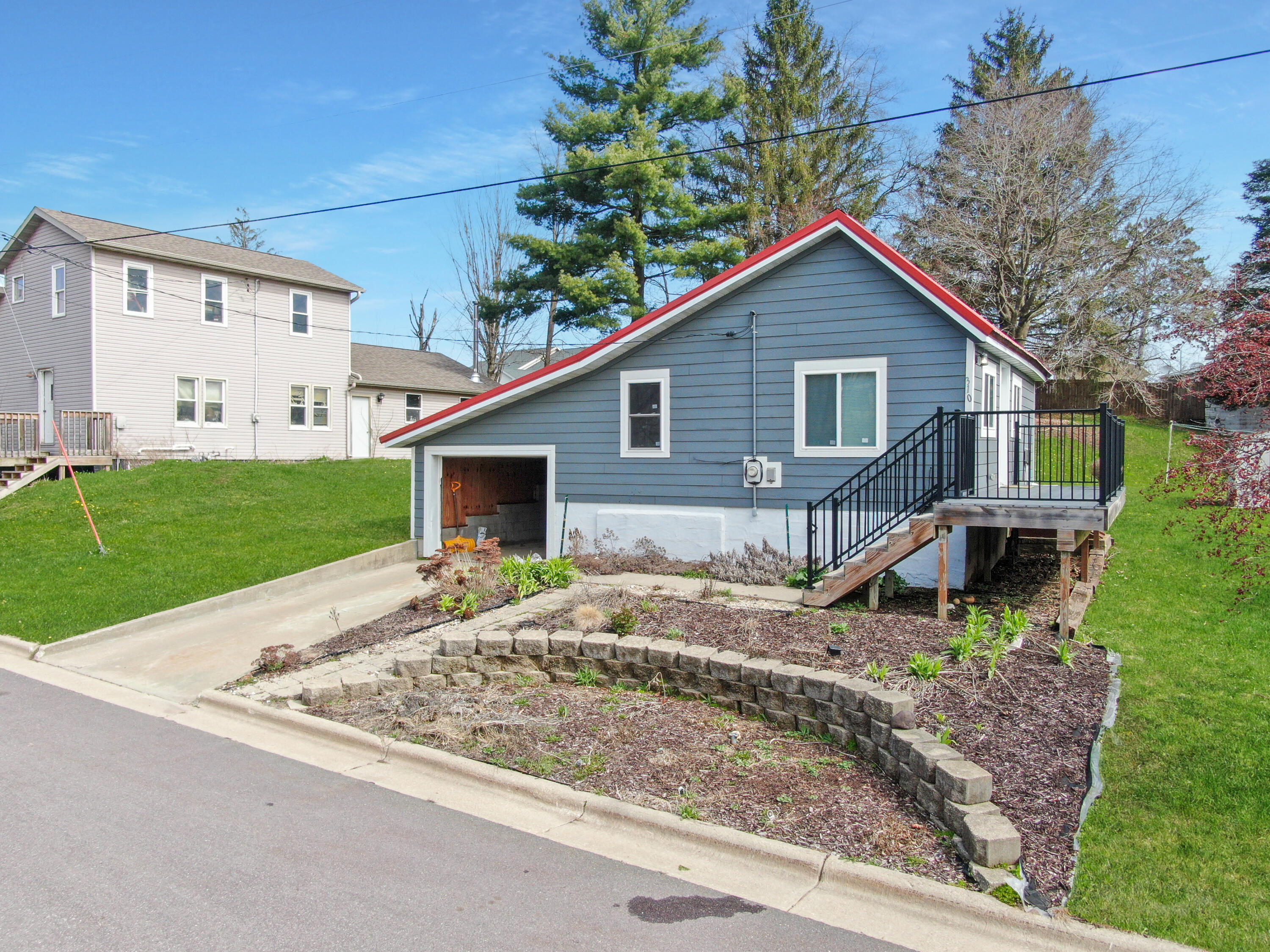 310 Madison Hillsboro WI 54634 1943465 image2