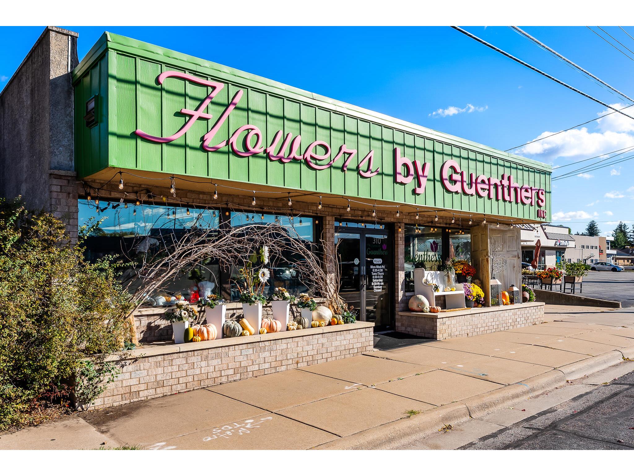 310 Sand Lake Onalaska WI 54650 1943382 image1