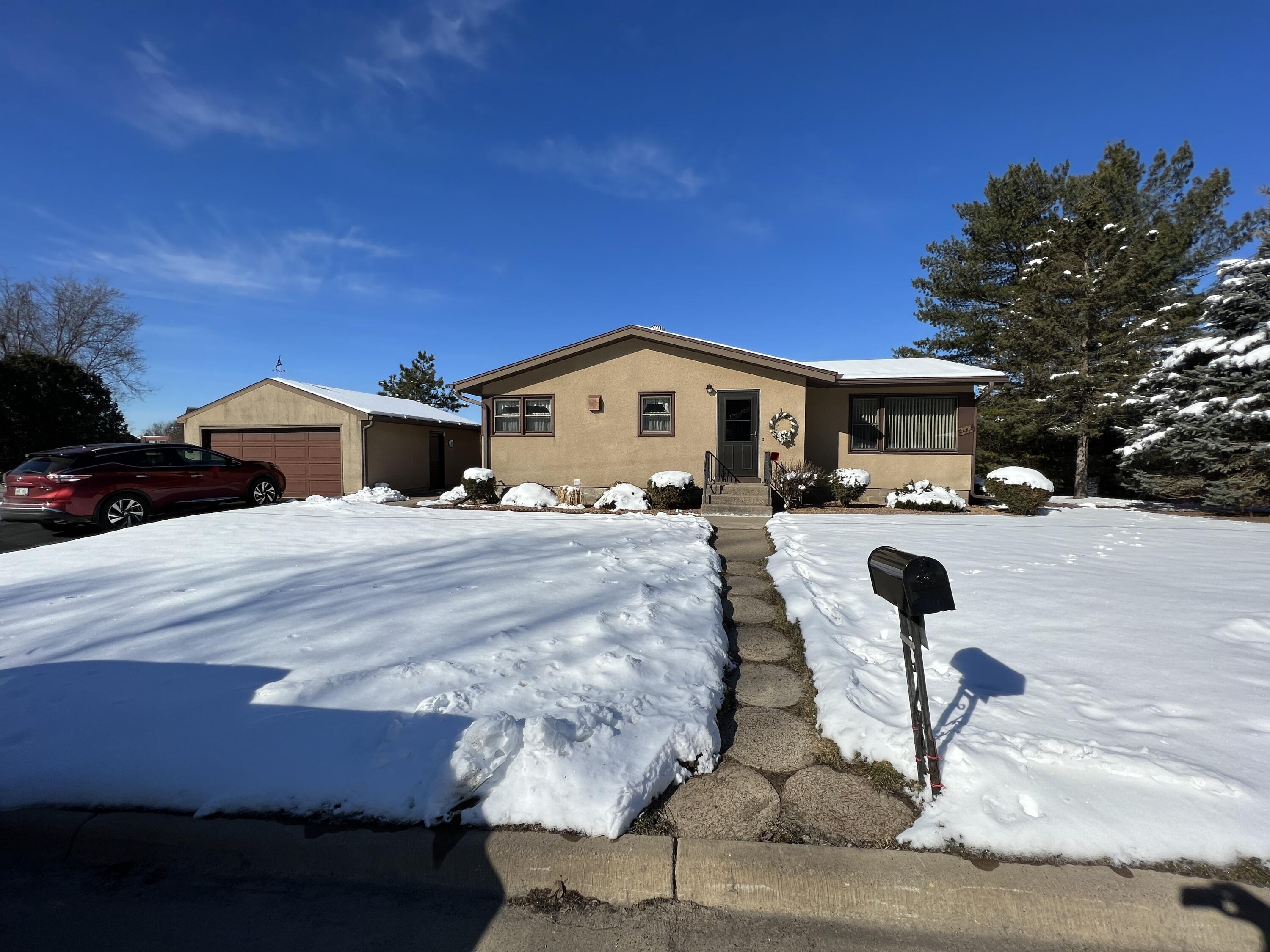 3100 Maple La Crosse WI 54601 1870720 image1