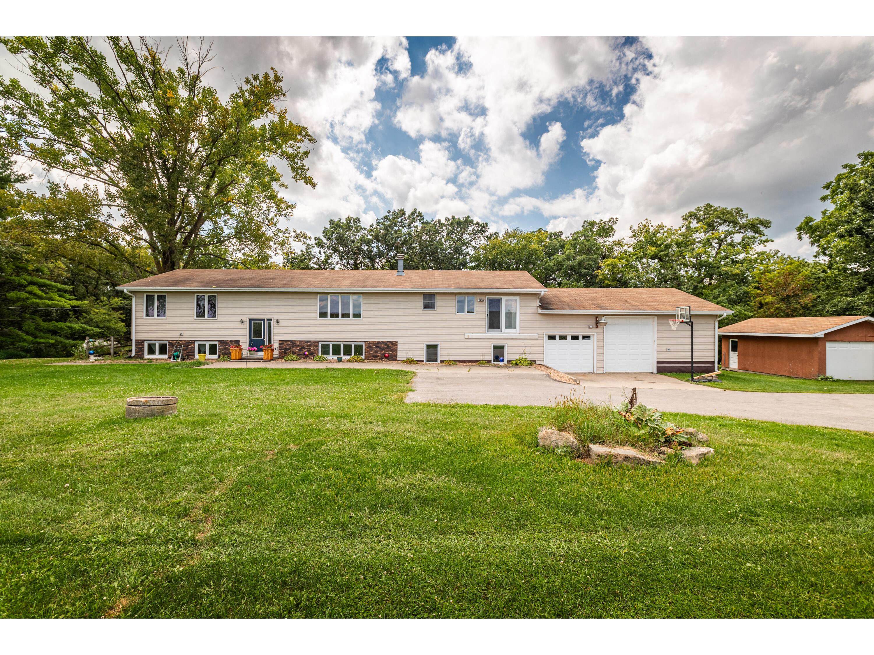 31070 County Rd 13 Pleasant Hill MN 55943 1889725 image1