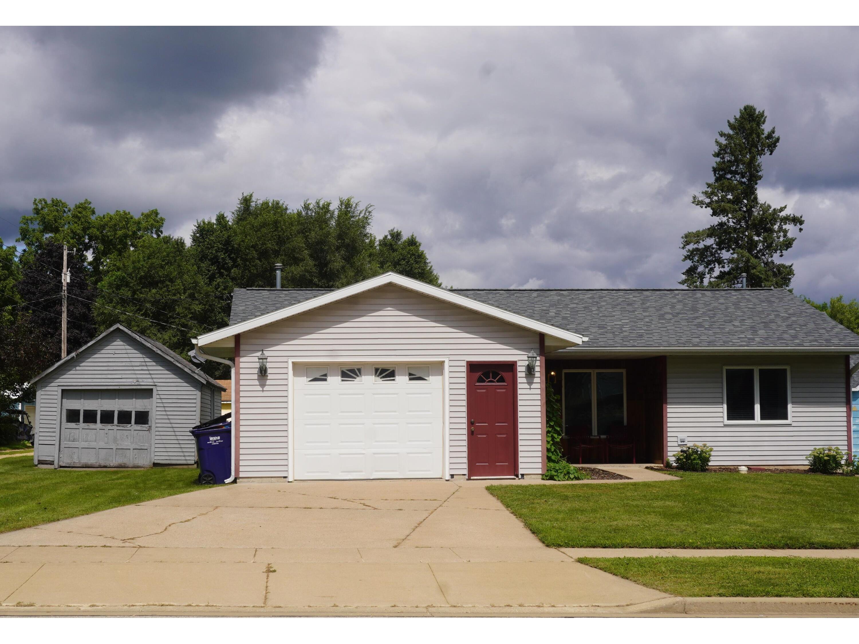 312 Pearl Sparta WI 54656 1932296 image1