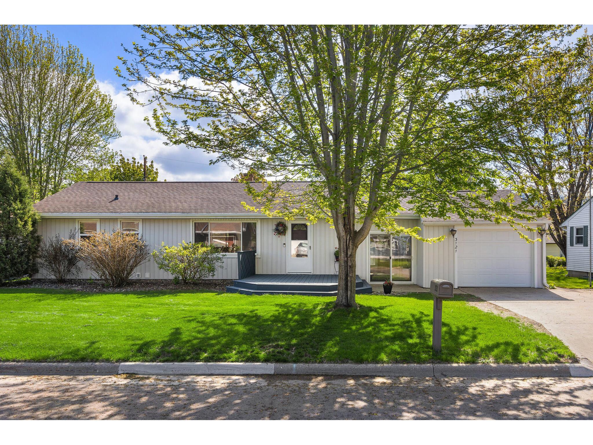 3121 25th St S La Crosse WI 54601 1833726 image1