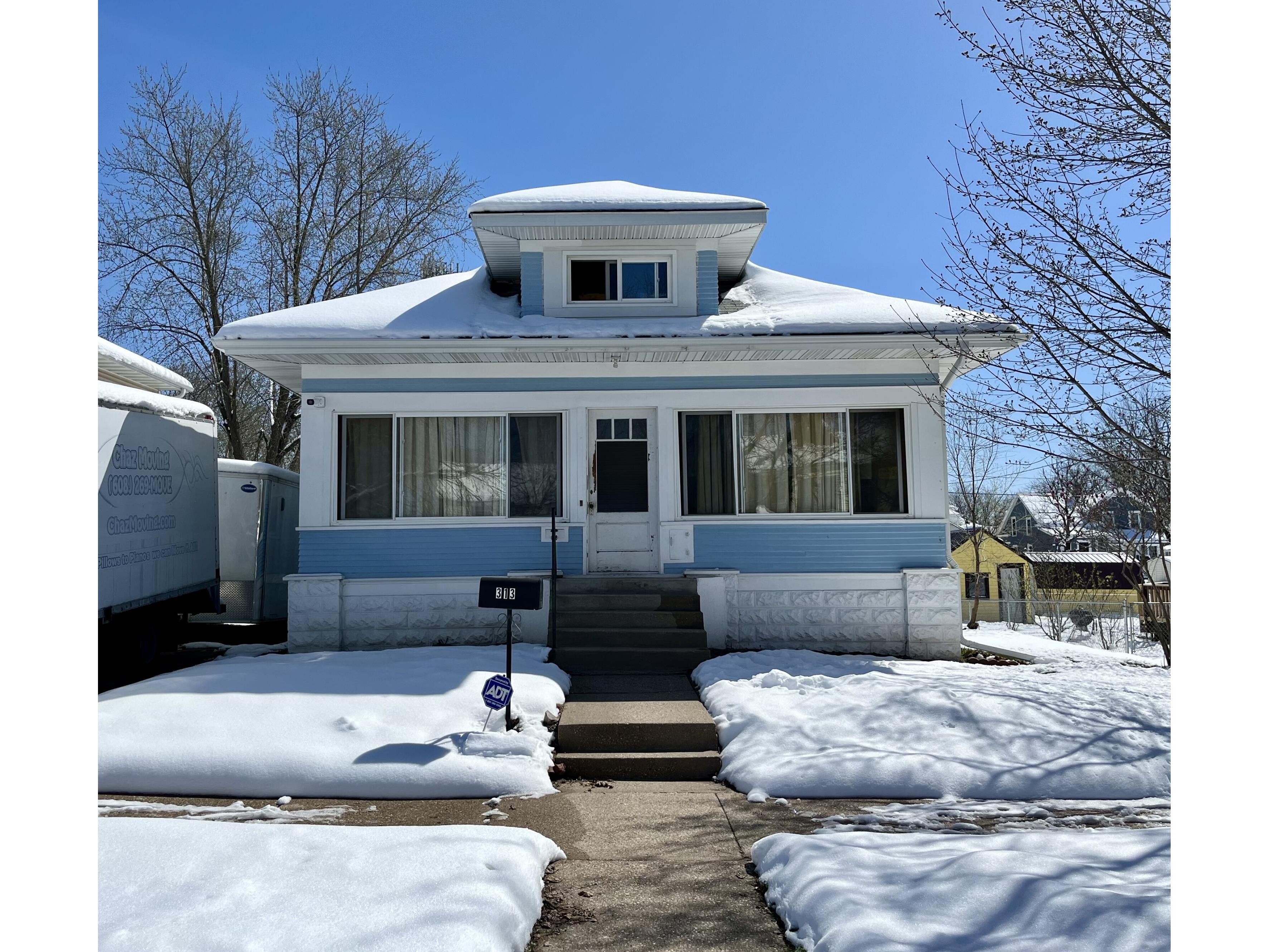 313 S K Sparta WI 54656 1831042 image1