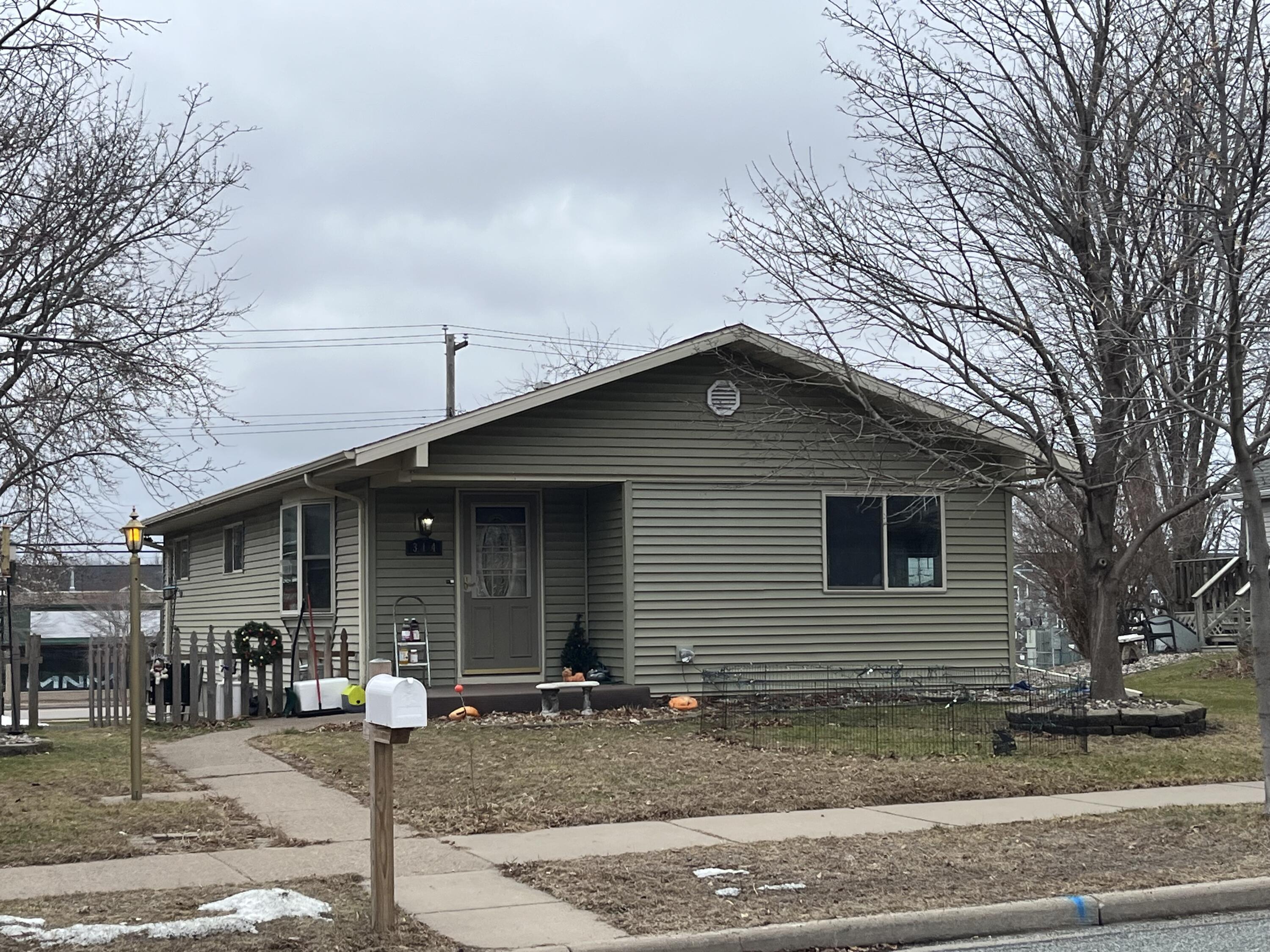 314 3rd Onalaska WI 54650 1902731 image1