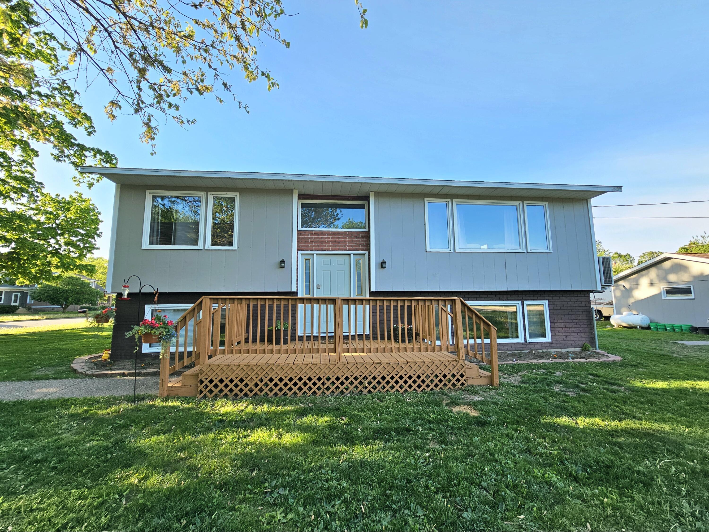 314 Jefferson Houston MN 55943 1918592 image1