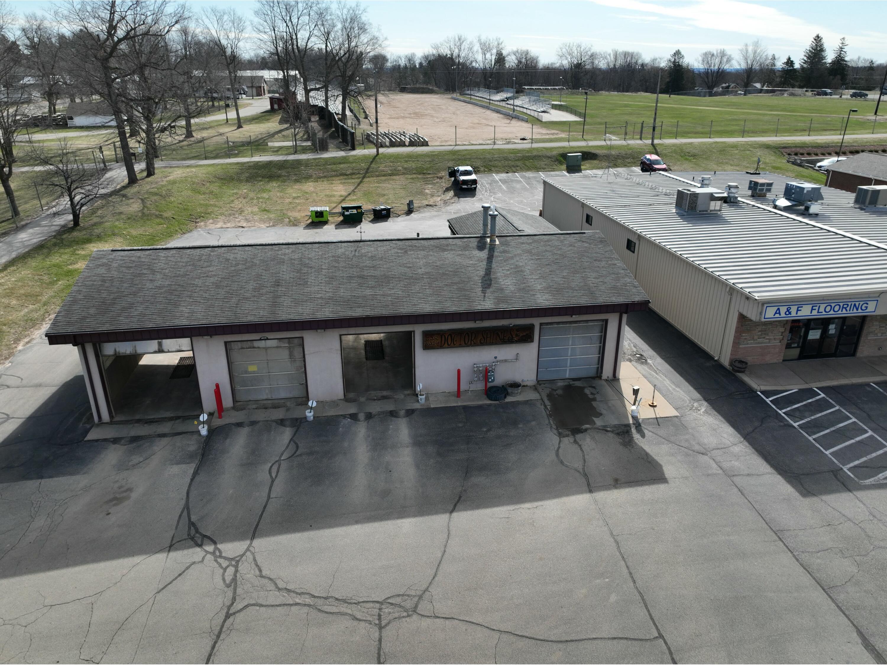 314 N Maple Ellsworth WI 54011 1914089 image11