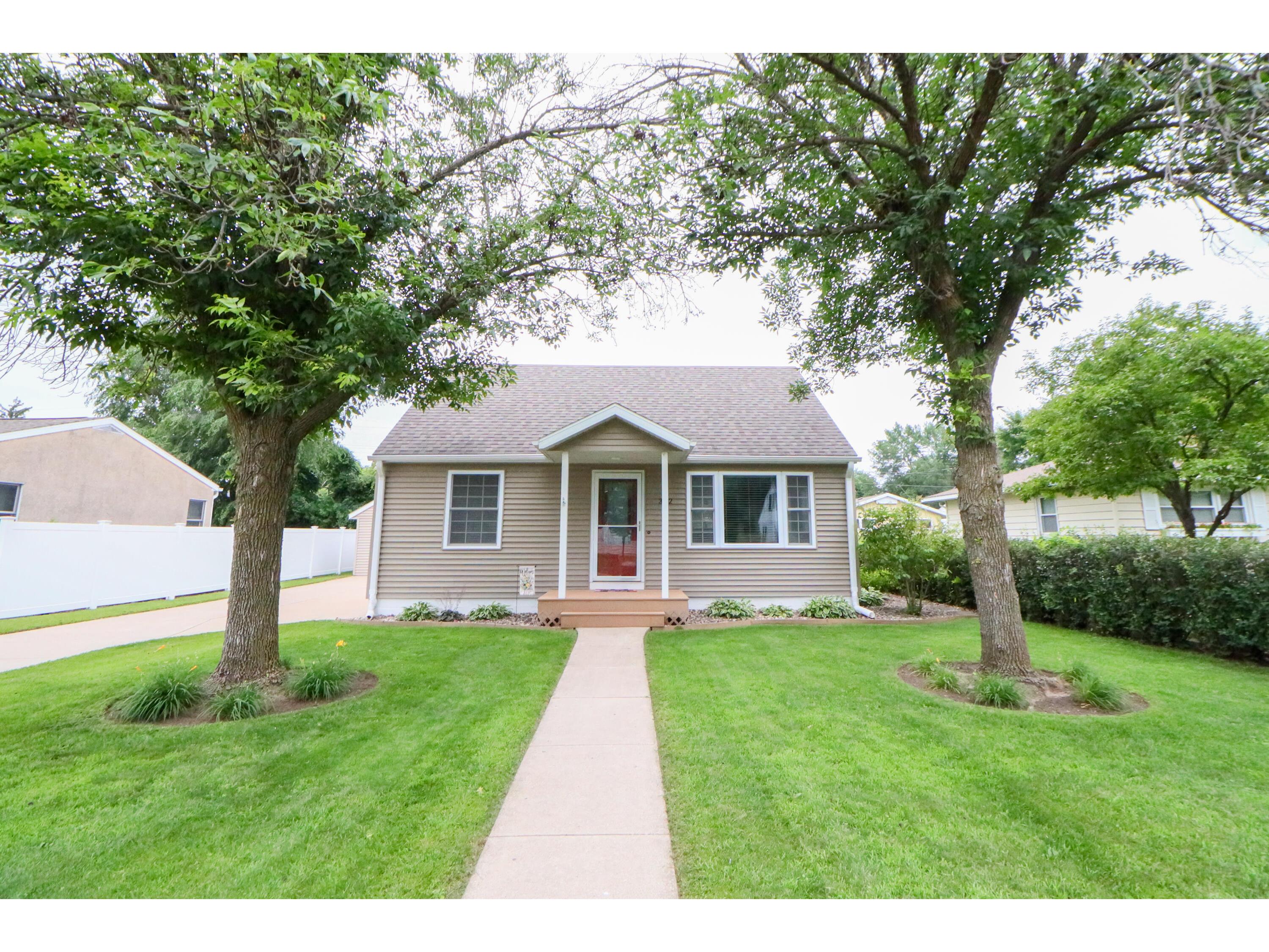 3142 26th La Crosse WI 54601 1925948 image1