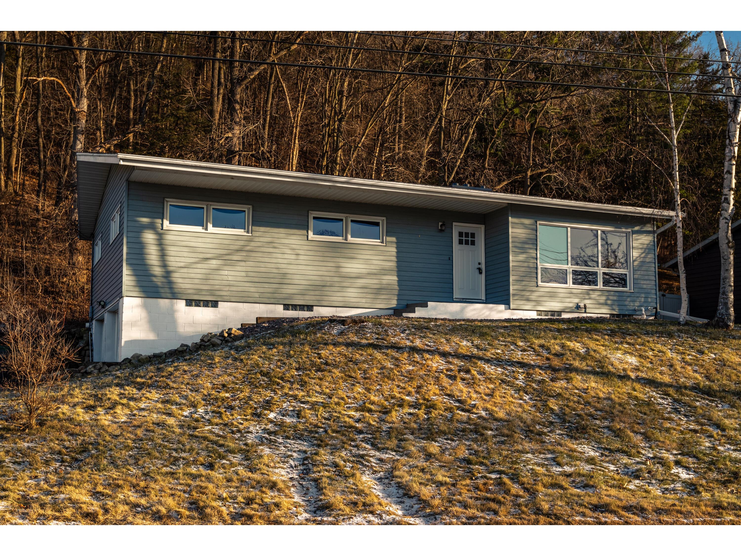 3143 Cliffside La Crosse WI 54601 1902040 image1