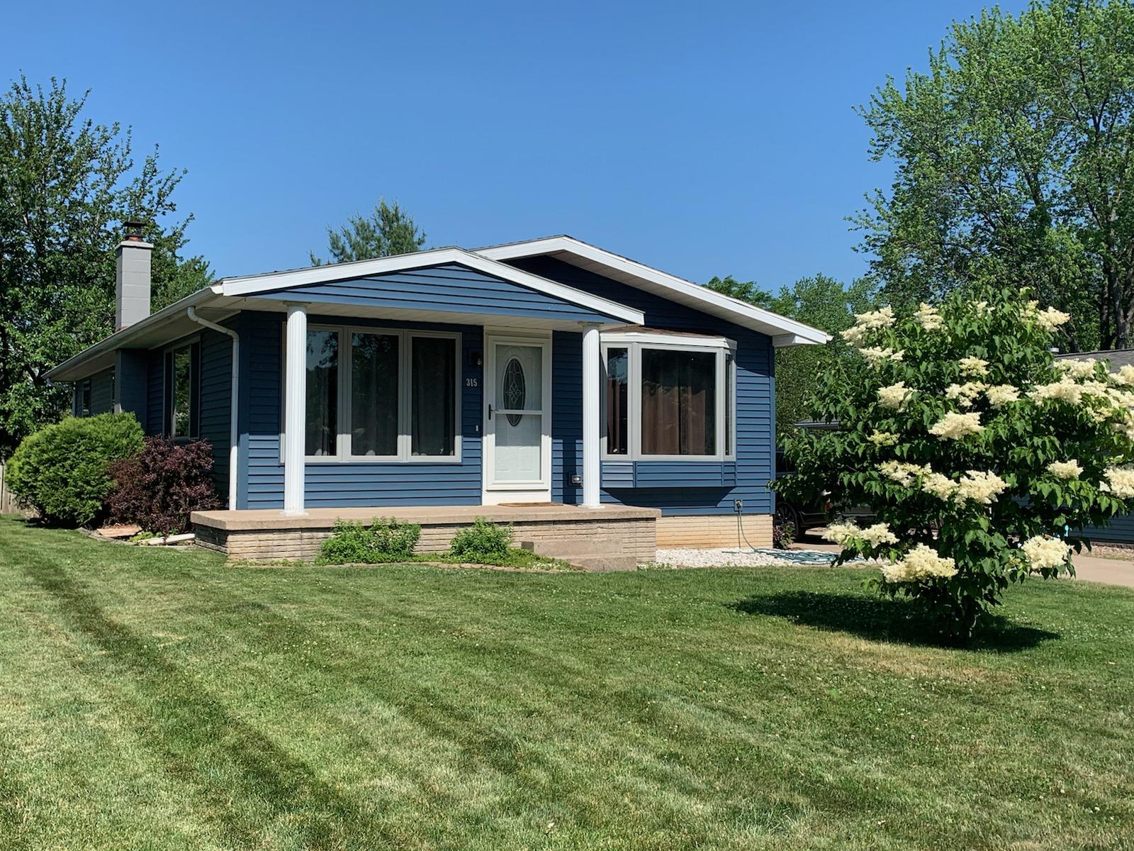 315 10th Ave N, Onalaska, WI 54650 MLS 1752477 Edina Realty