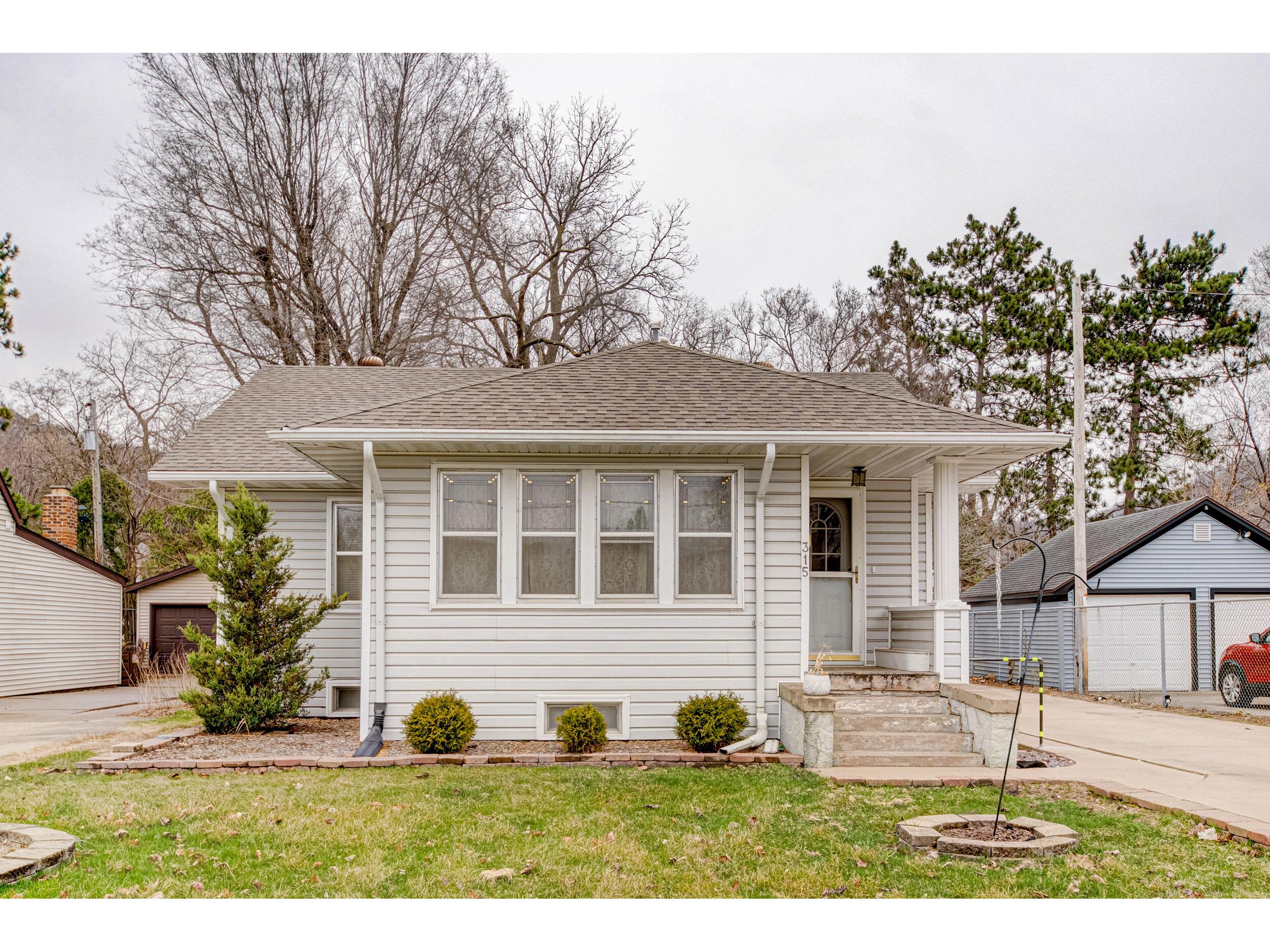 315 Losey Blvd S, La Crosse, WI 54601 MLS 1727686 Edina Realty