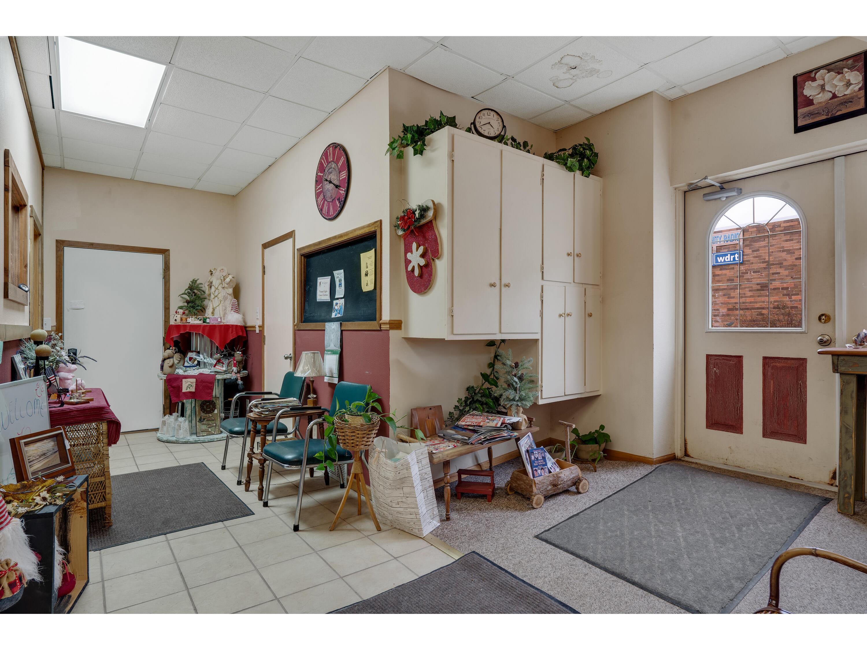 315 S Main Viroqua WI 54665 1939975 image12