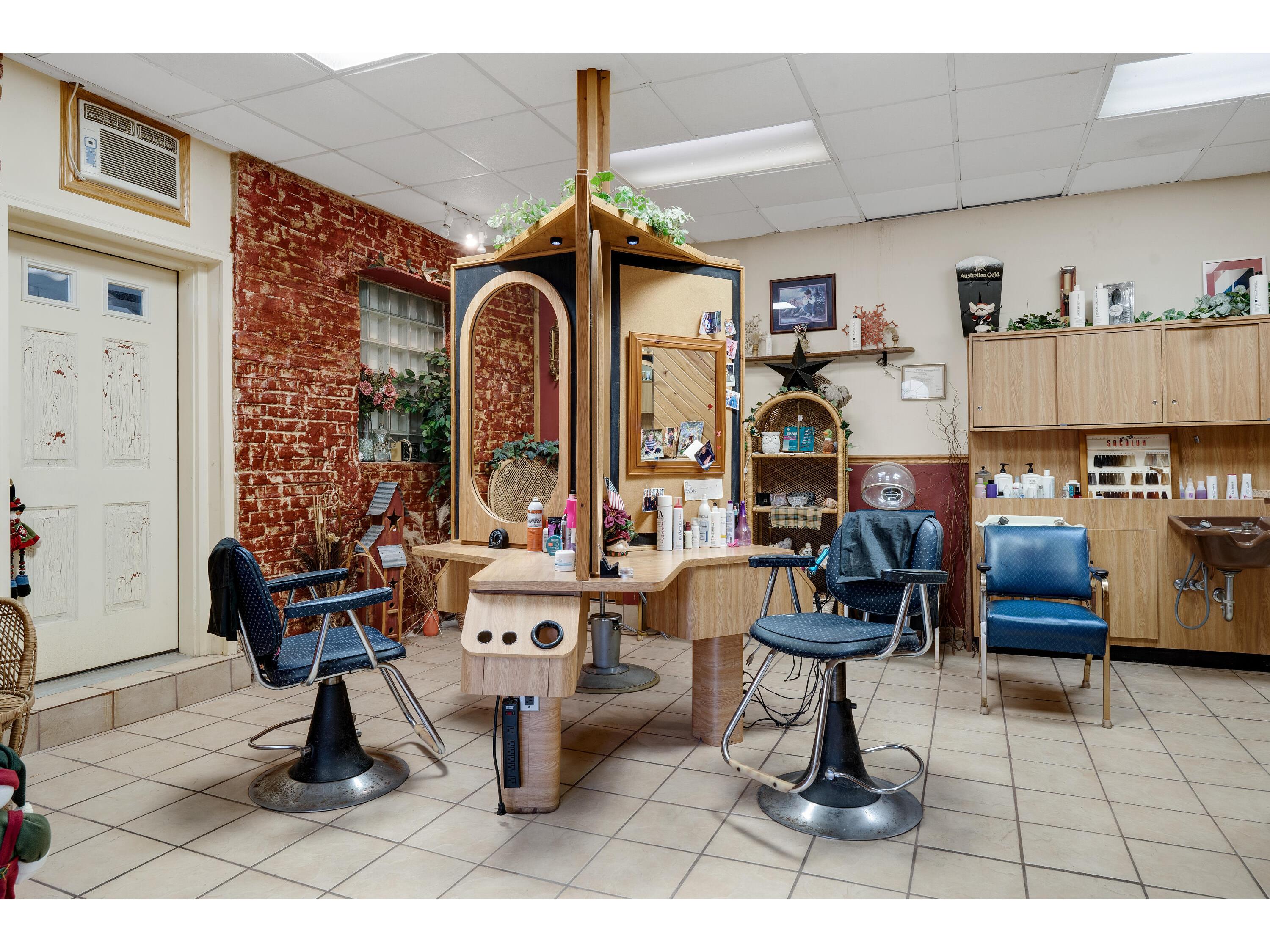 315 S Main Viroqua WI 54665 1939975 image18