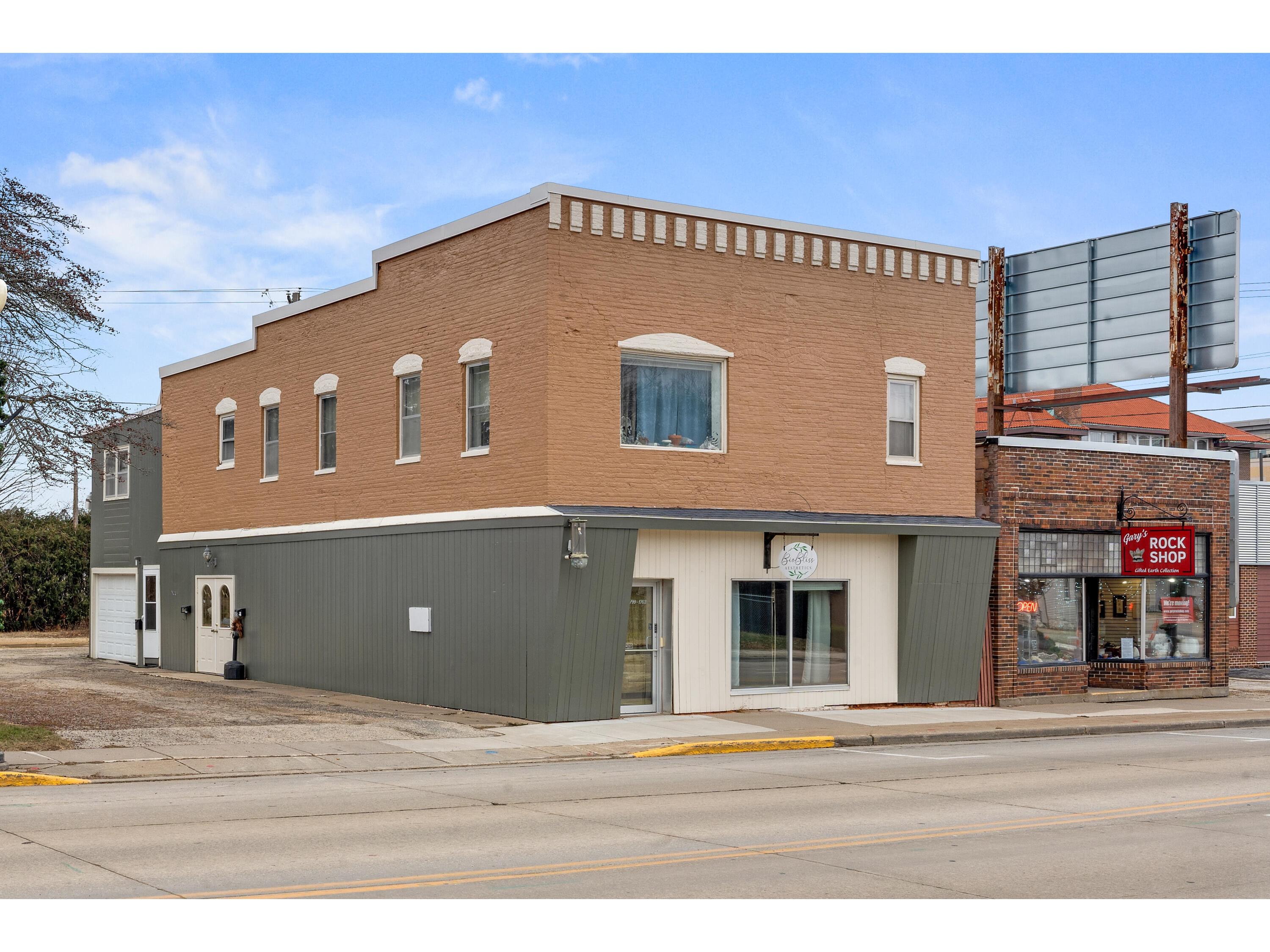 315 S Main Viroqua WI 54665 1939975 image2