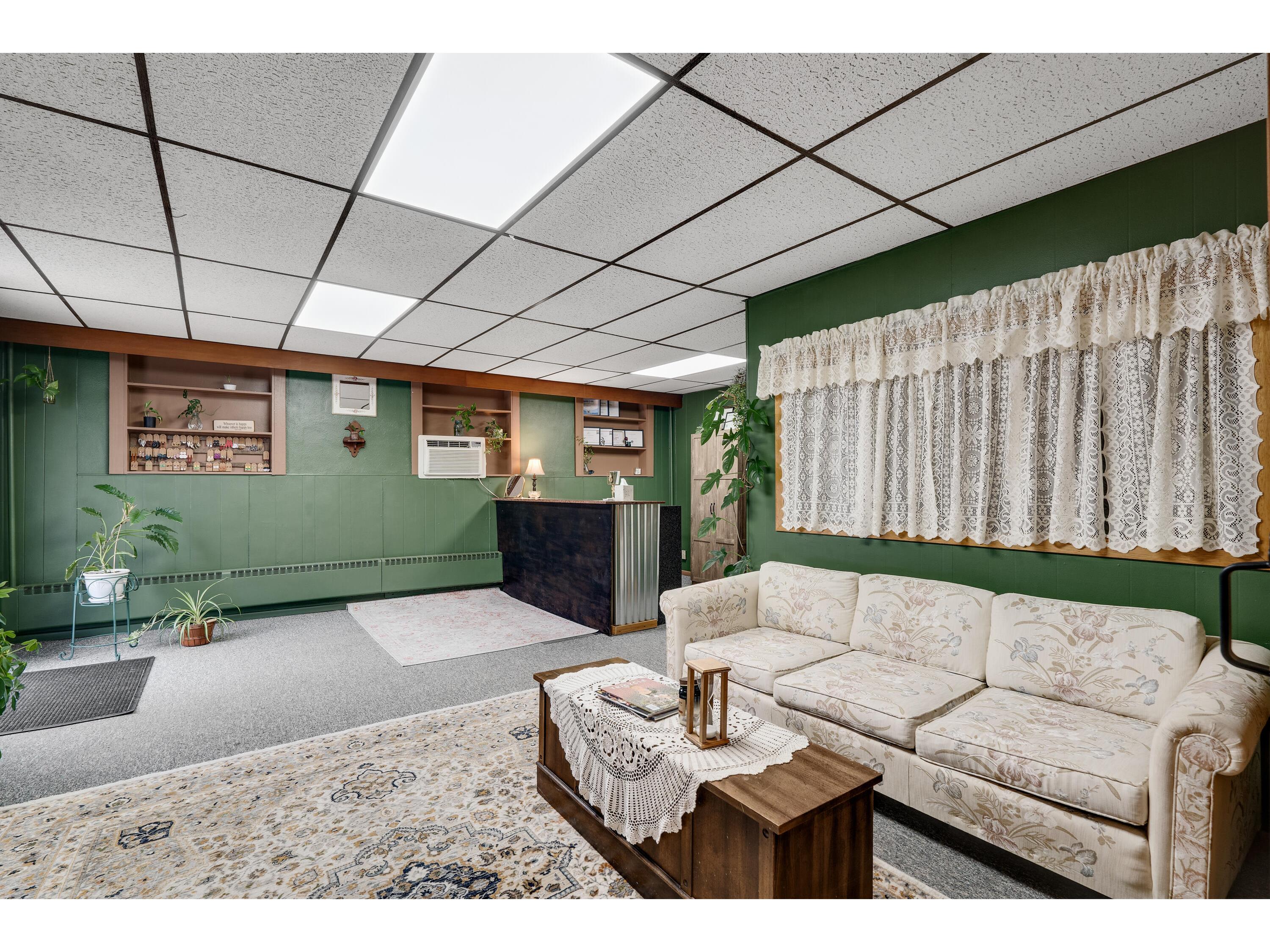 315 S Main Viroqua WI 54665 1939975 image9