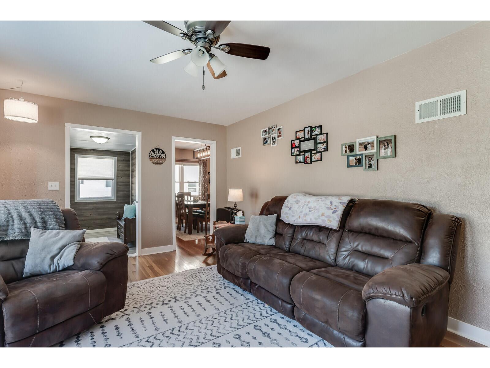 318 Gaarder Holmen WI 54636 1948719 image11