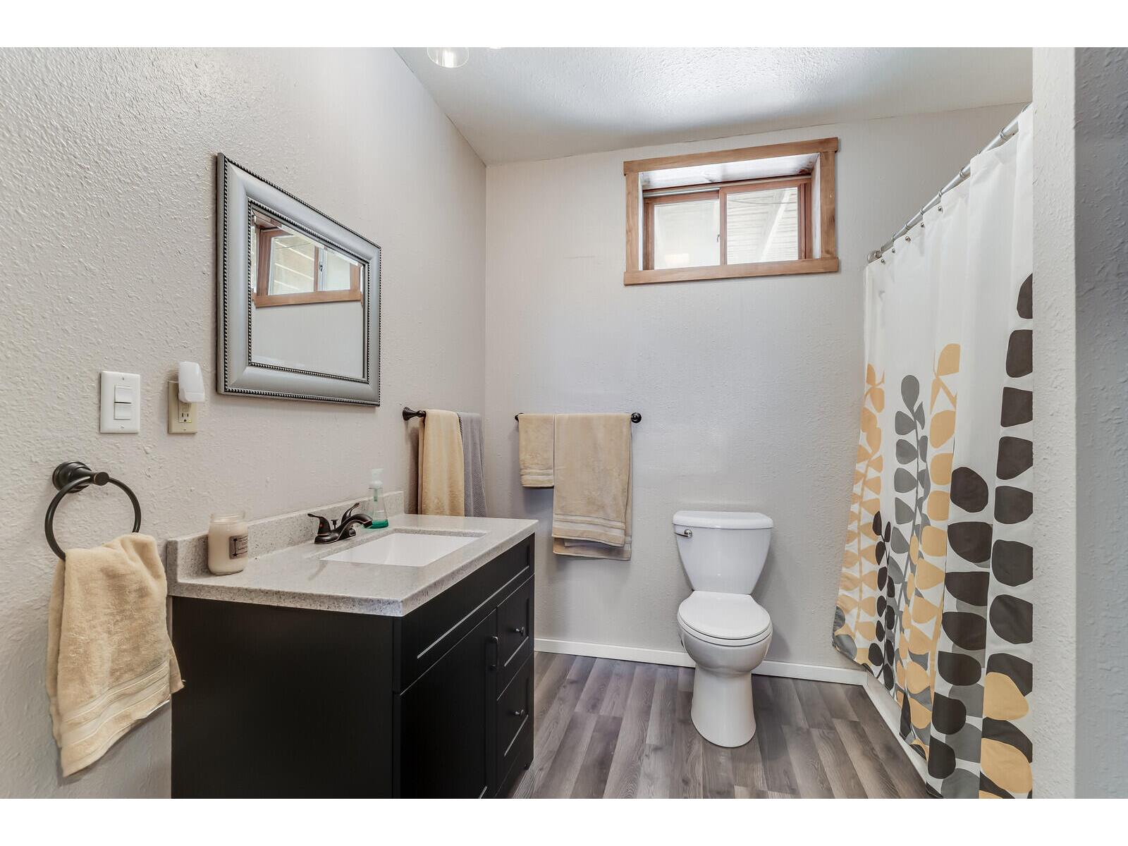 318 Gaarder Holmen WI 54636 1948719 image26