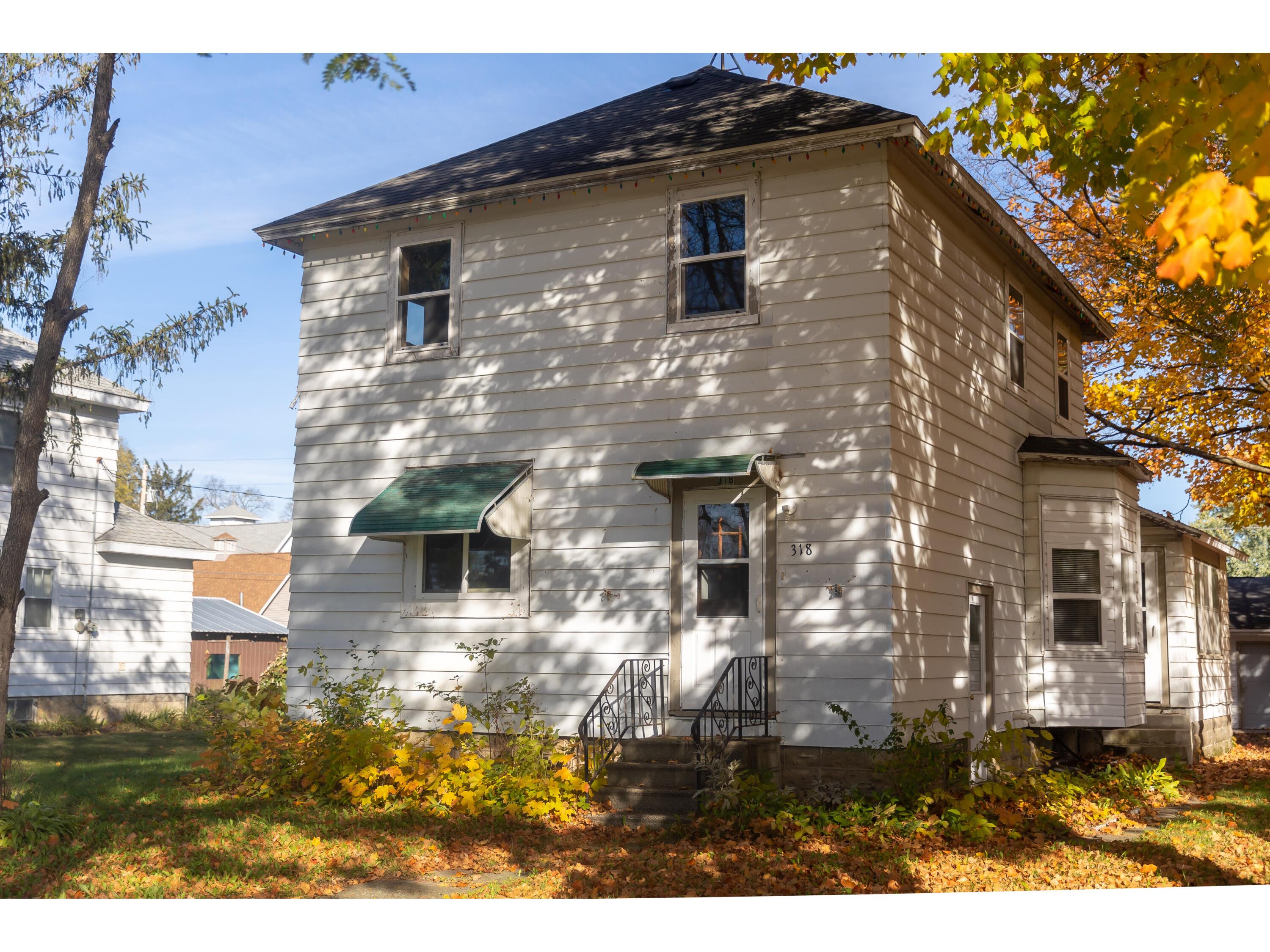 318 Sheridan Houston MN 55943 1854983 image1