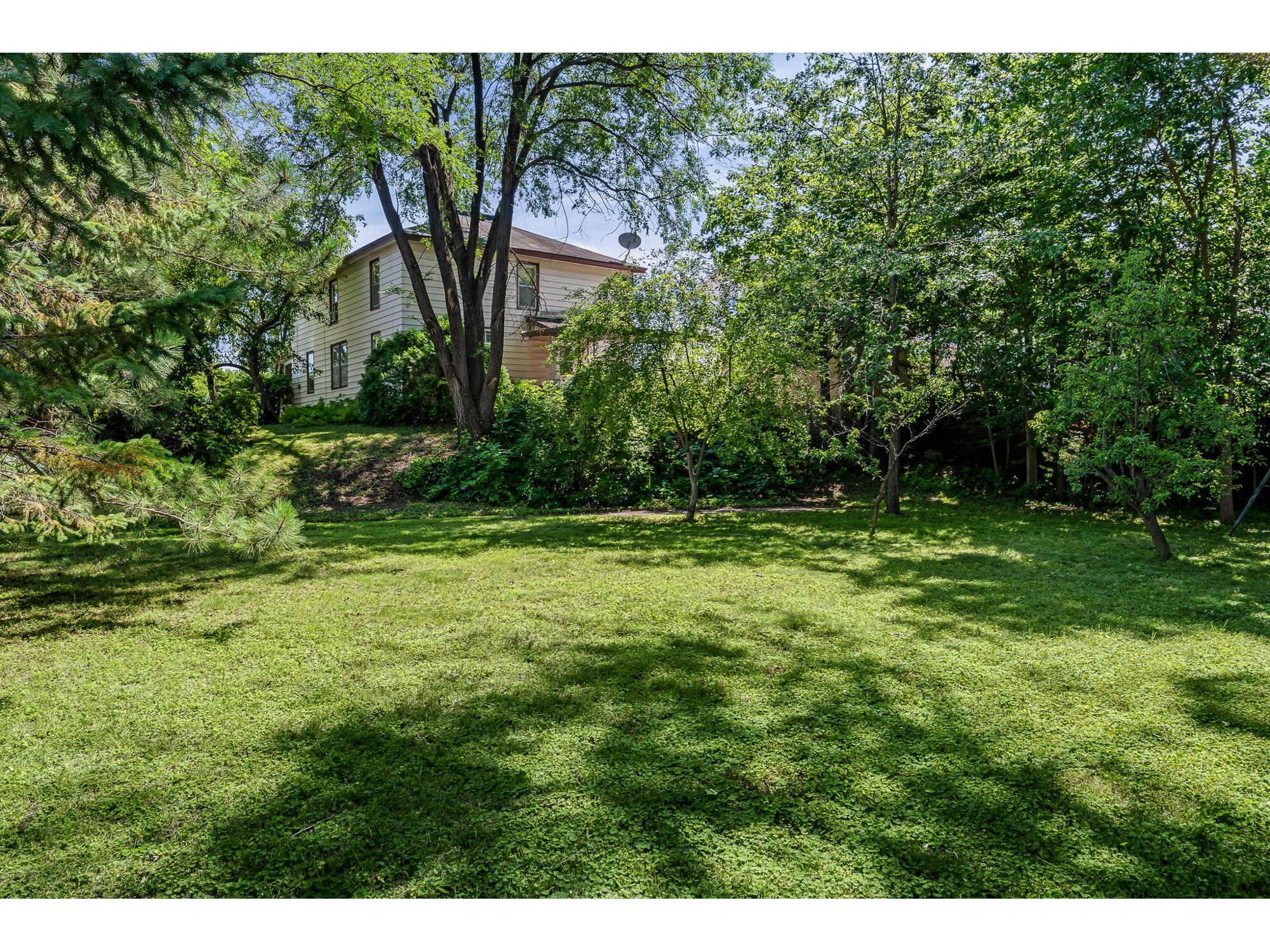 319 Locust Onalaska WI 54650 1970907 image3