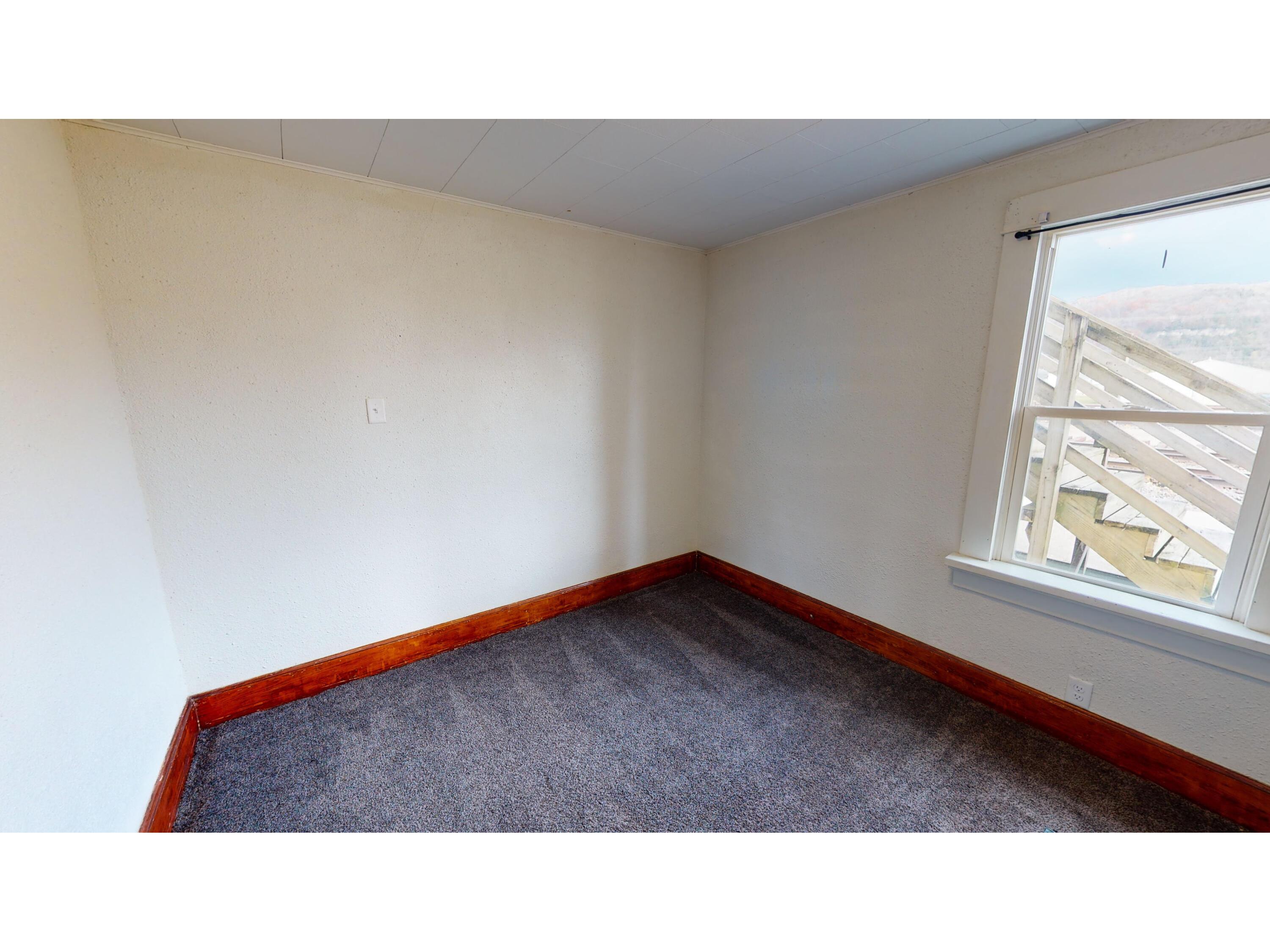 321 E Washington Prairie Du Chien WI 53821 1944033 image12