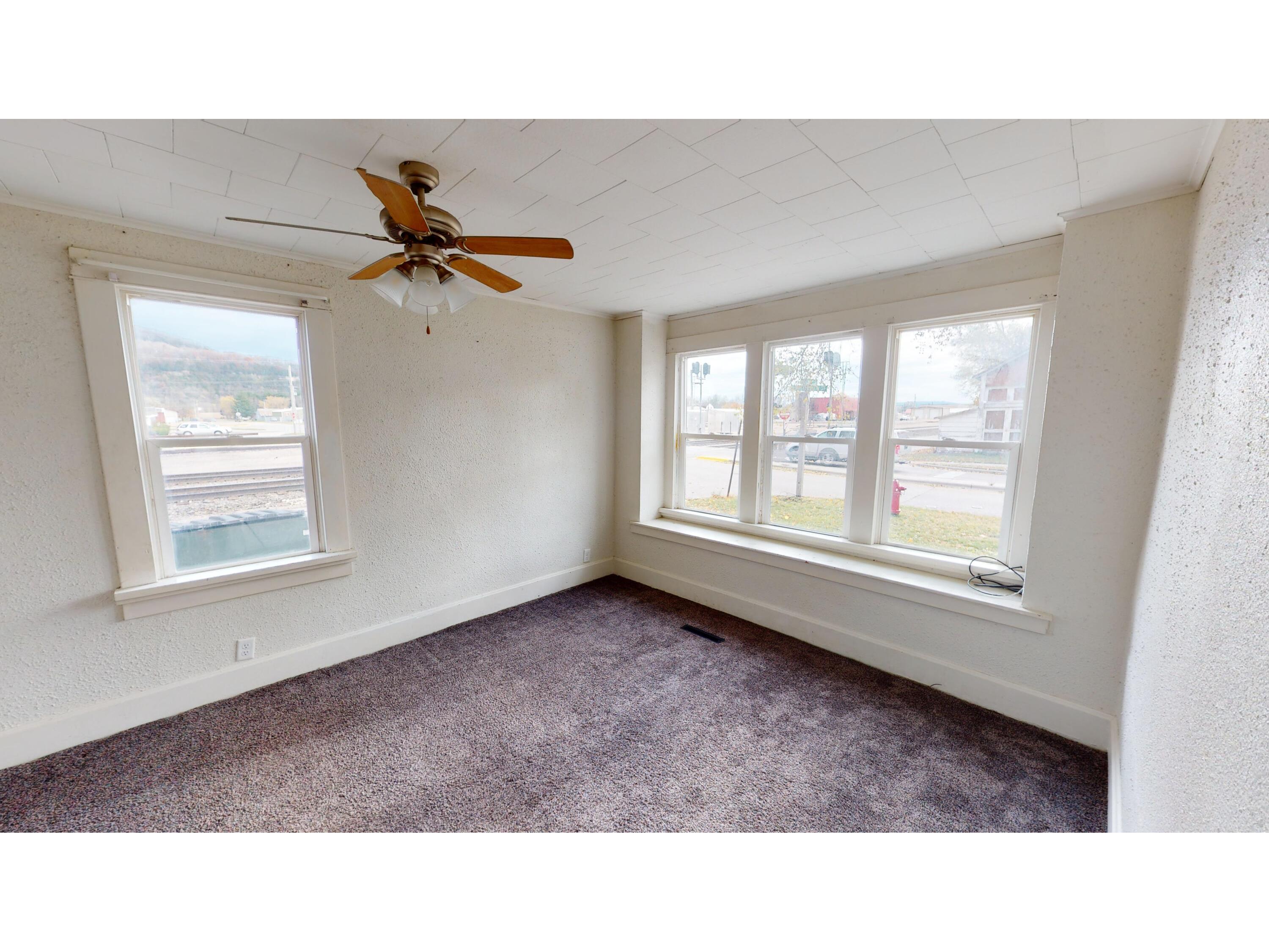 321 E Washington Prairie Du Chien WI 53821 1944033 image14