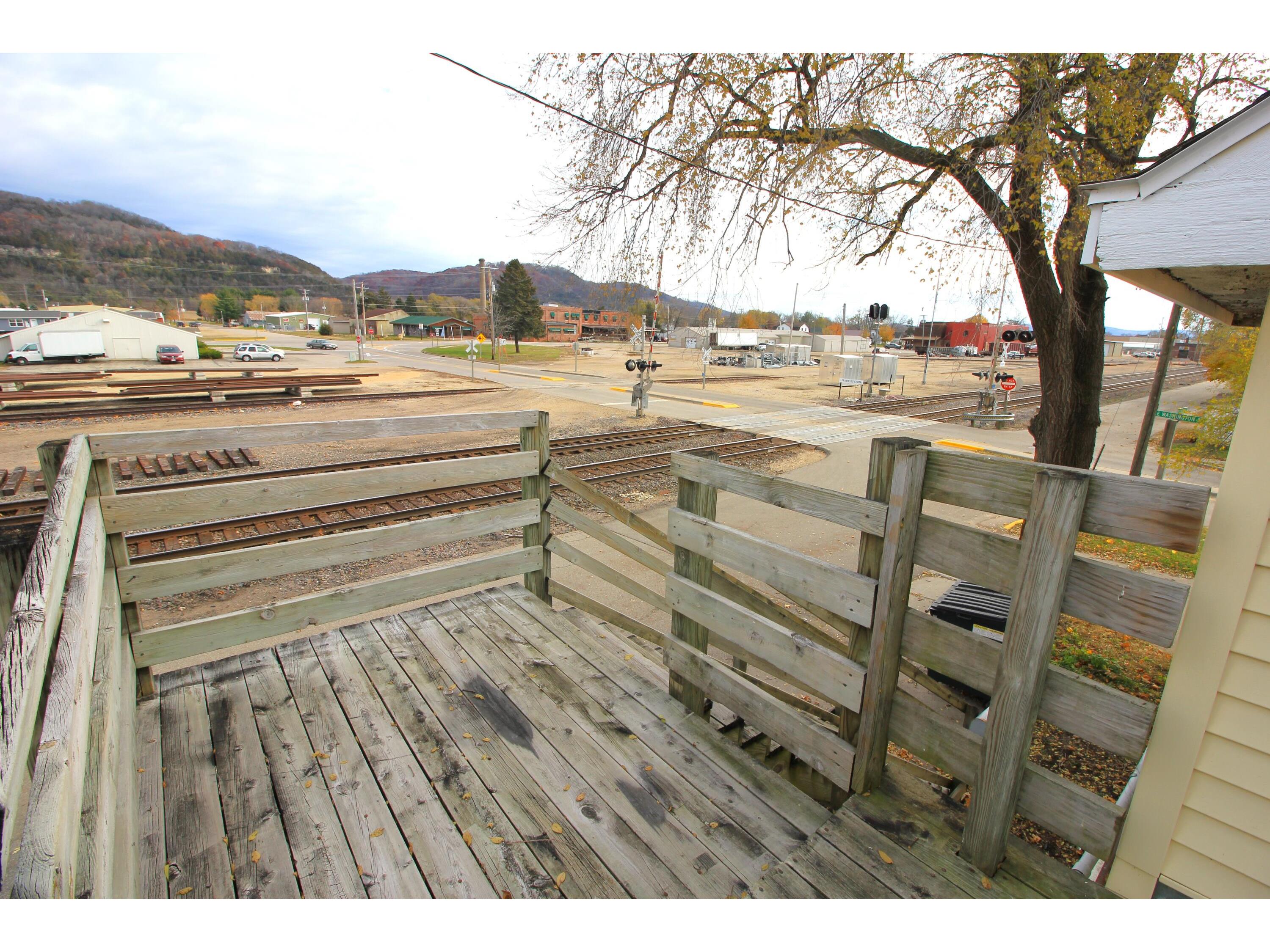 321 E Washington Prairie Du Chien WI 53821 1944033 image24