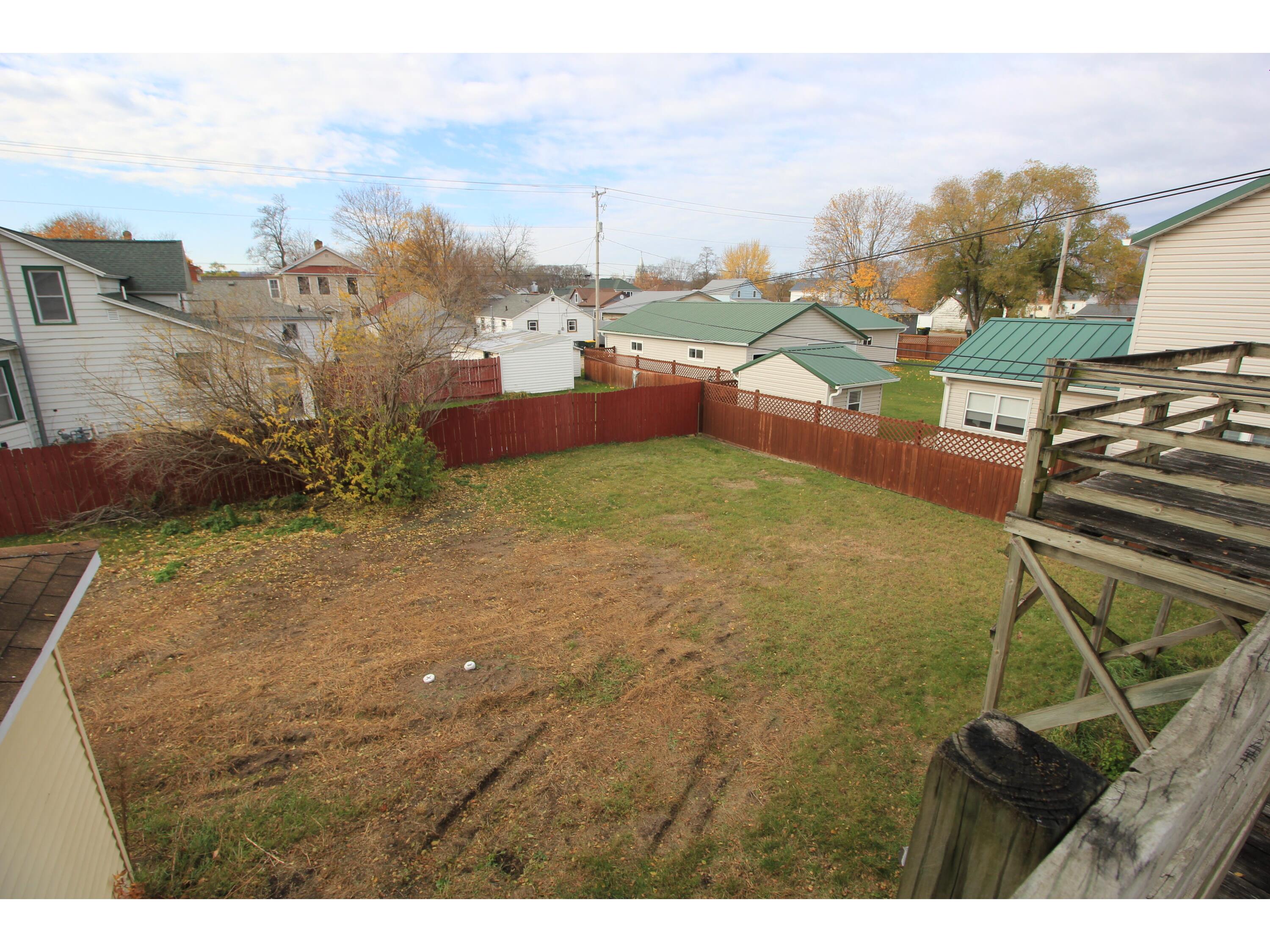 321 E Washington Prairie Du Chien WI 53821 1944033 image29