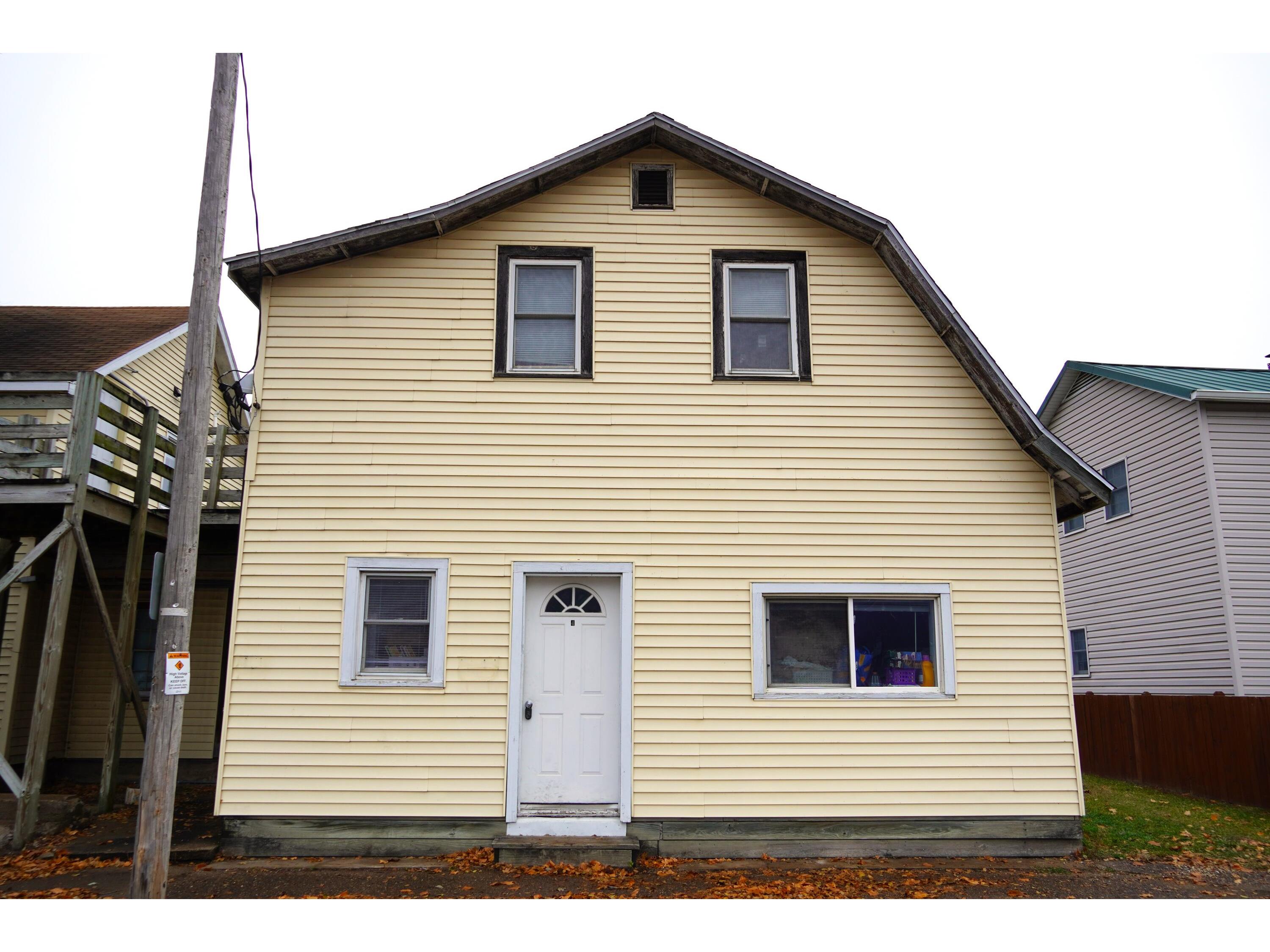 321 E Washington Prairie Du Chien WI 53821 1944033 image8