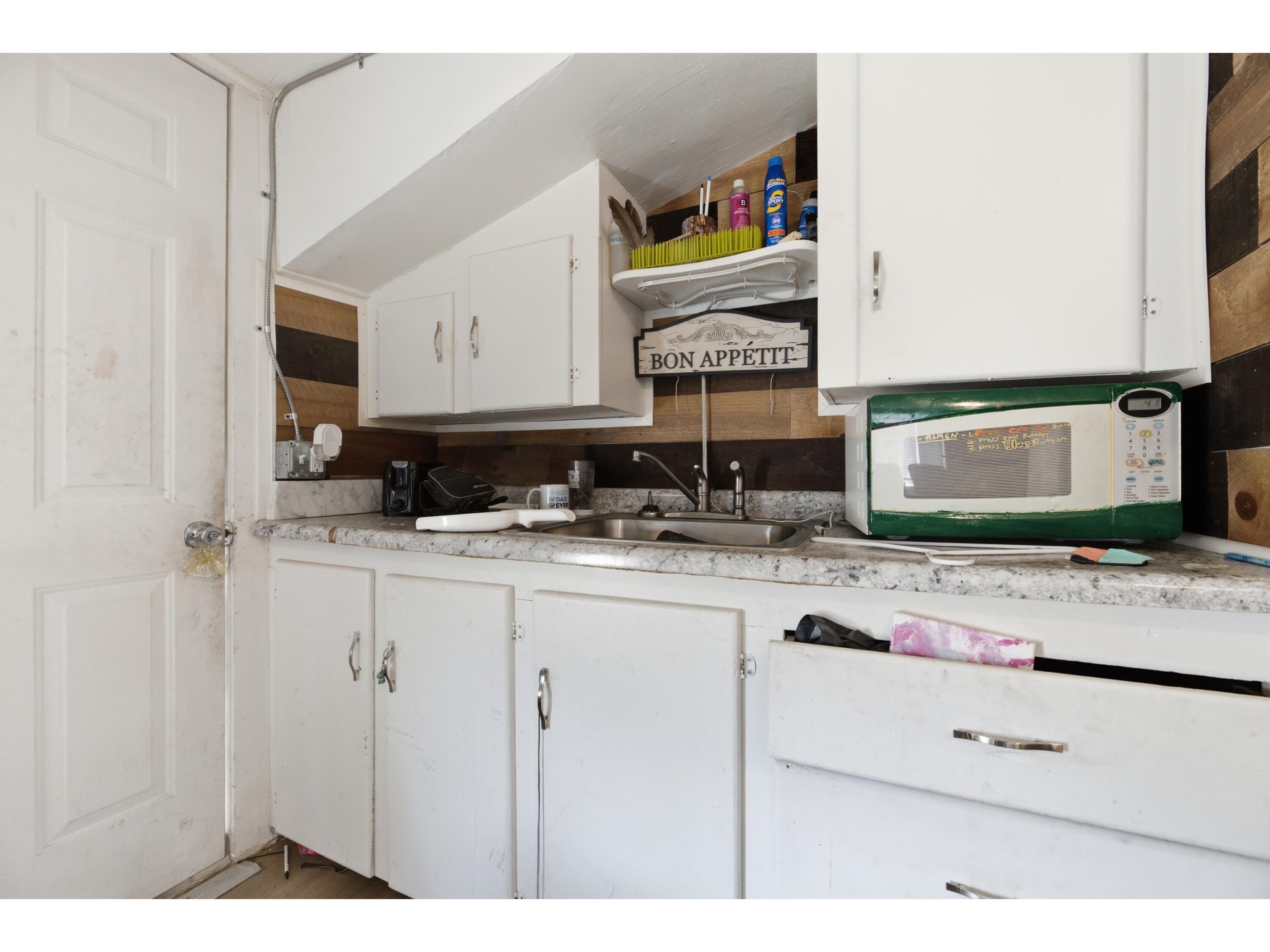 321 E Washington Prairie Du Chien WI 53821 1970457 image17