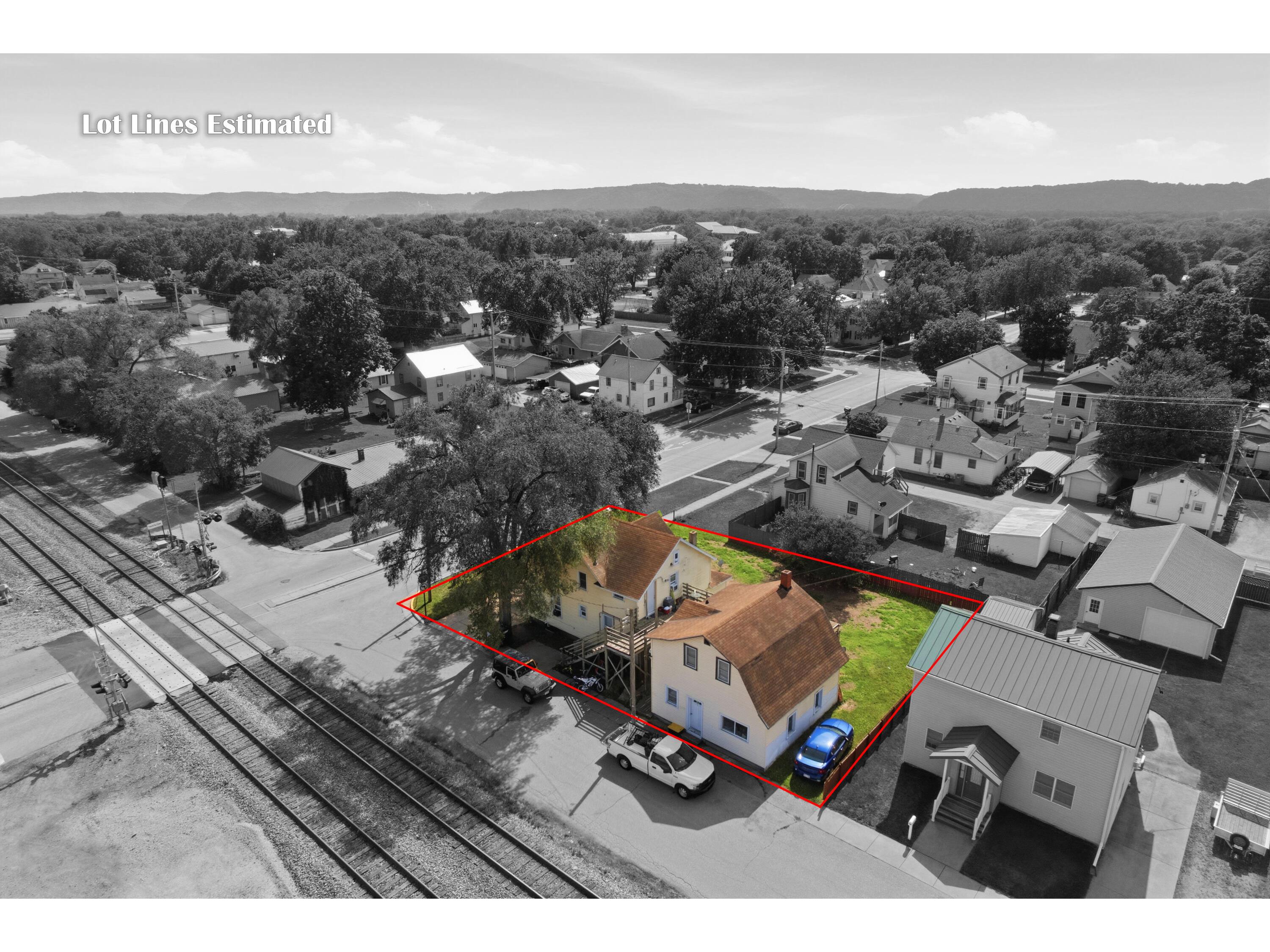 321 E Washington Prairie Du Chien WI 53821 1970457 image4