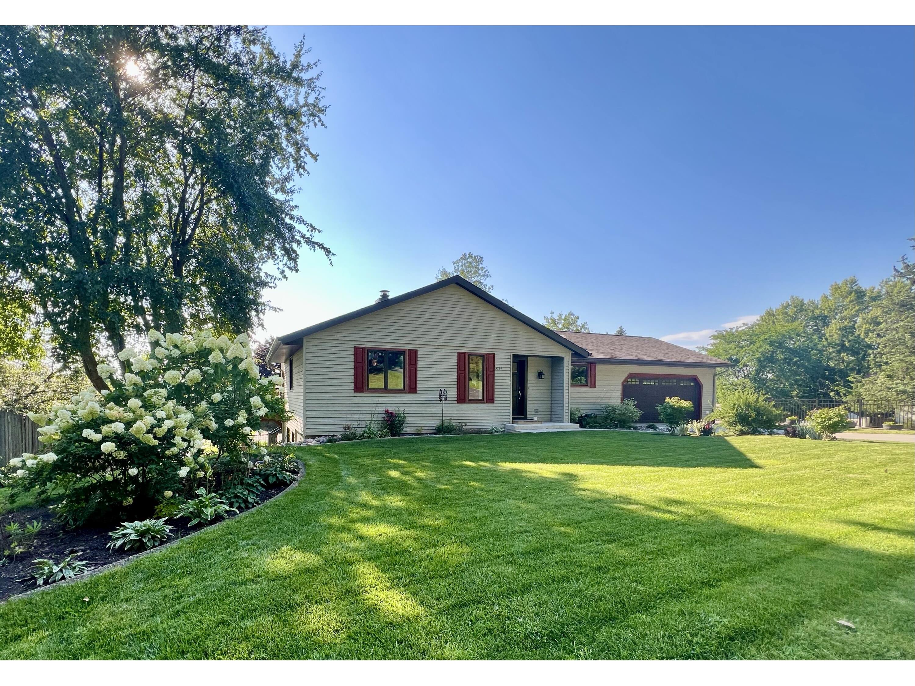 3214 Cliffside La Crosse WI 54601 1931808 image1