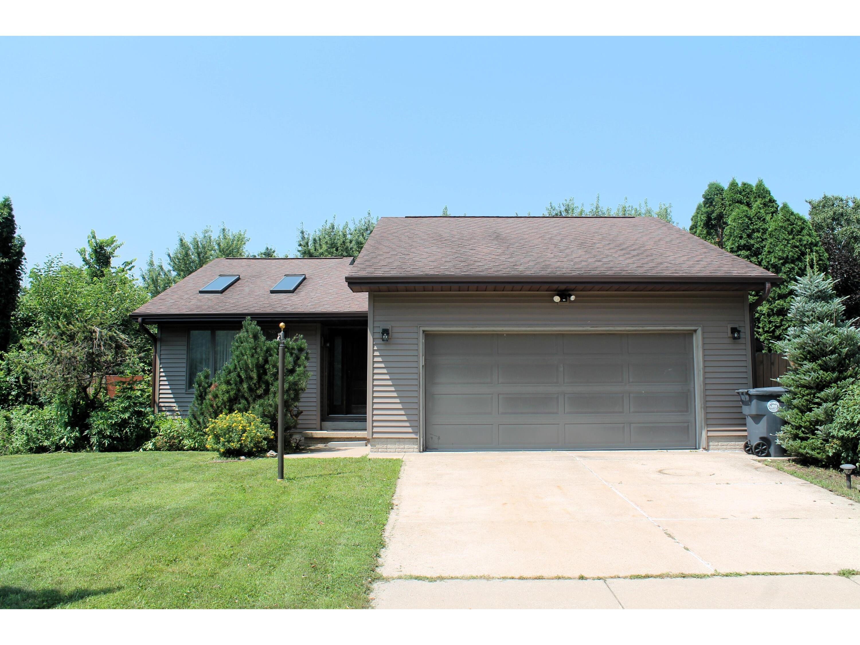 3218 29th La Crosse WI 54601 1926537 image1