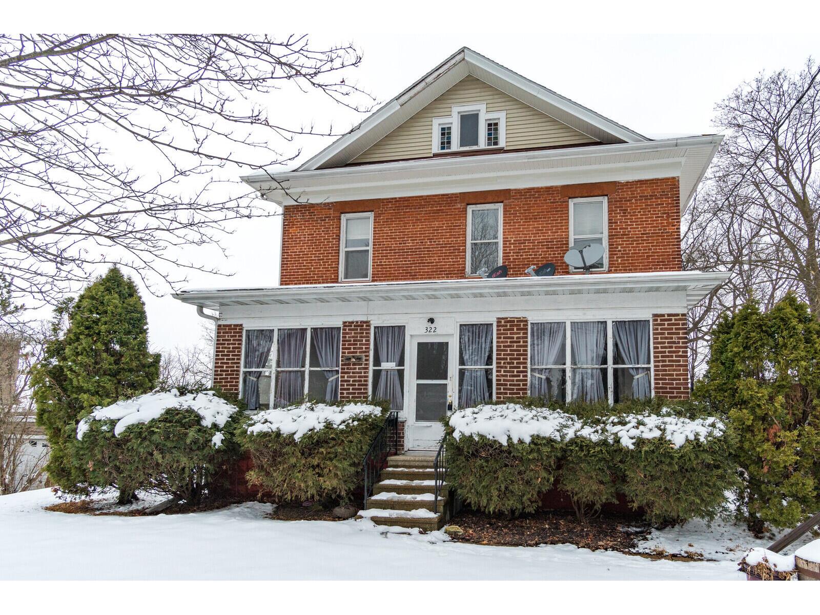 322 Independence St, Viroqua, WI, 54665 MLS 1820355 Edina Realty