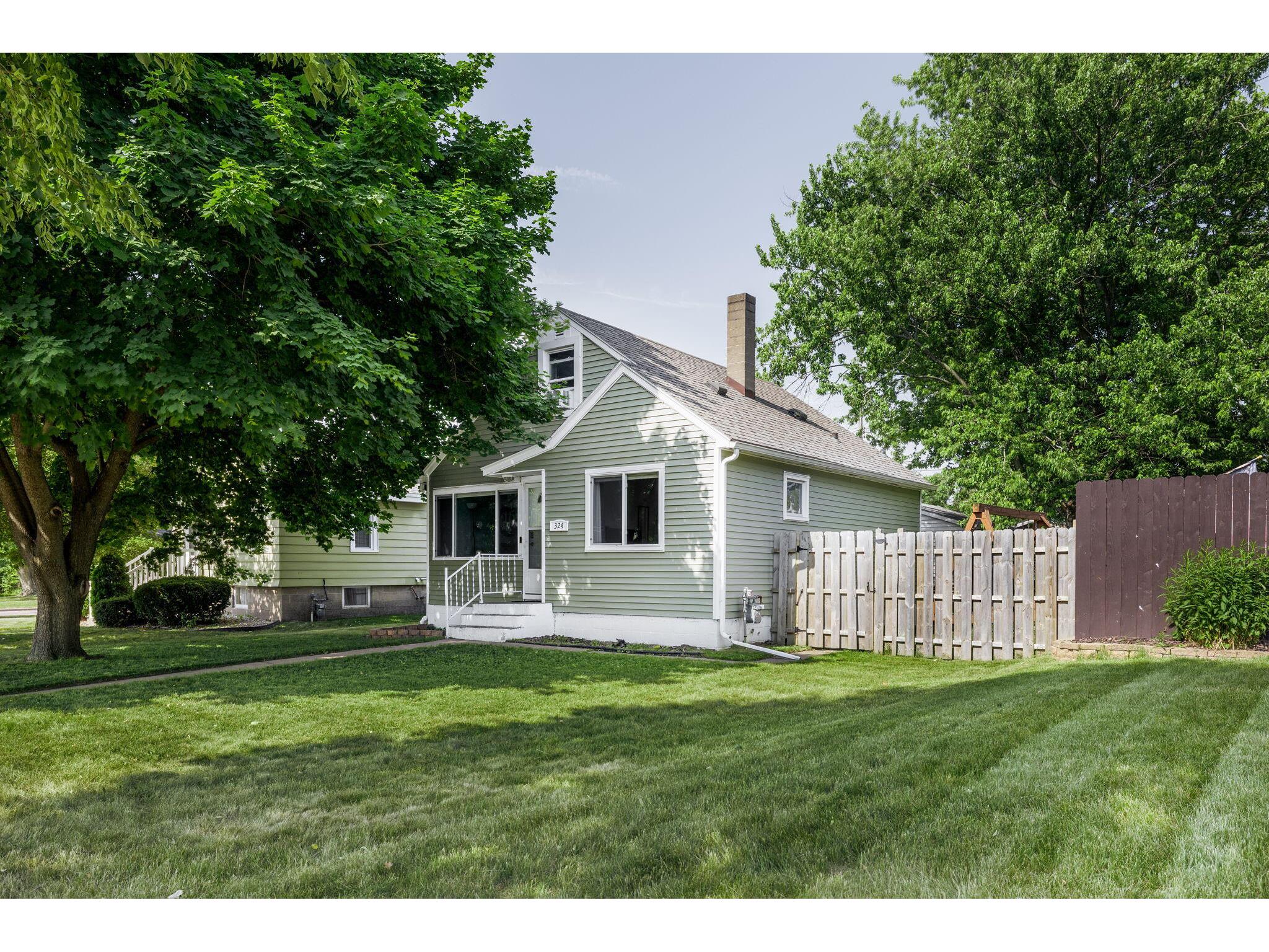 324 9th Onalaska WI 54650 1837682 image1