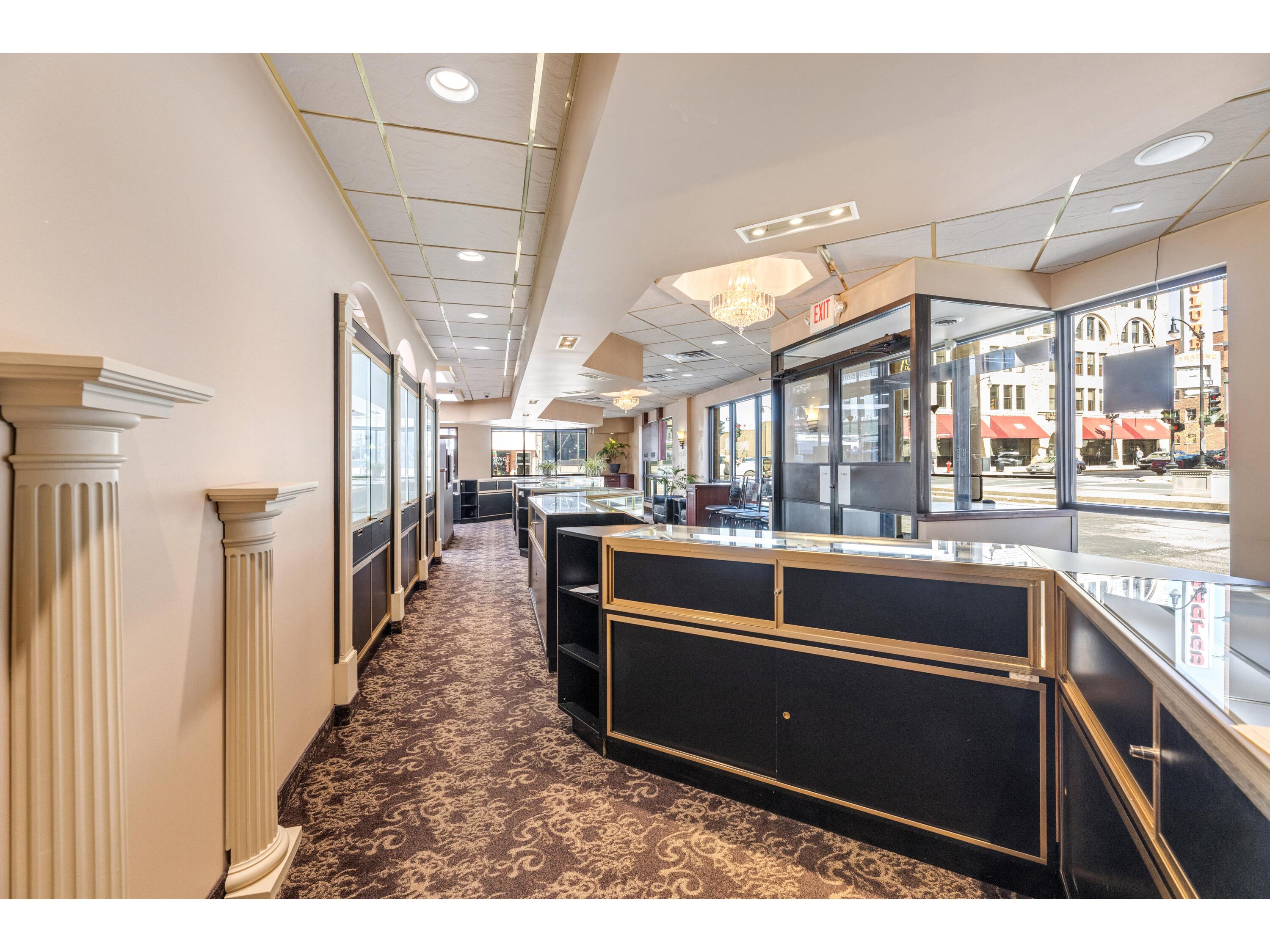 324 Main La Crosse WI 54601 1958745 image17