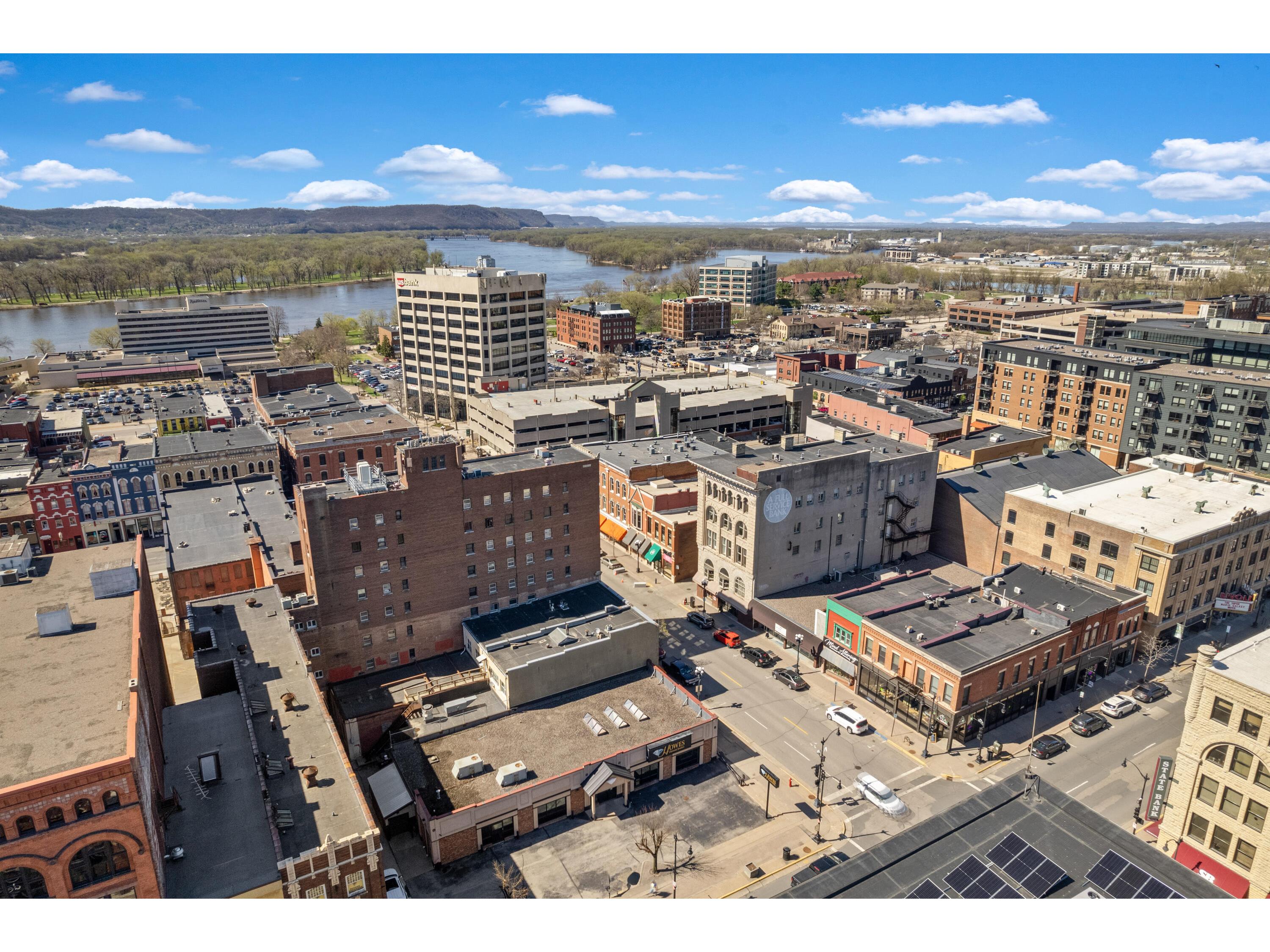 324 Main La Crosse WI 54601 1958745 image24