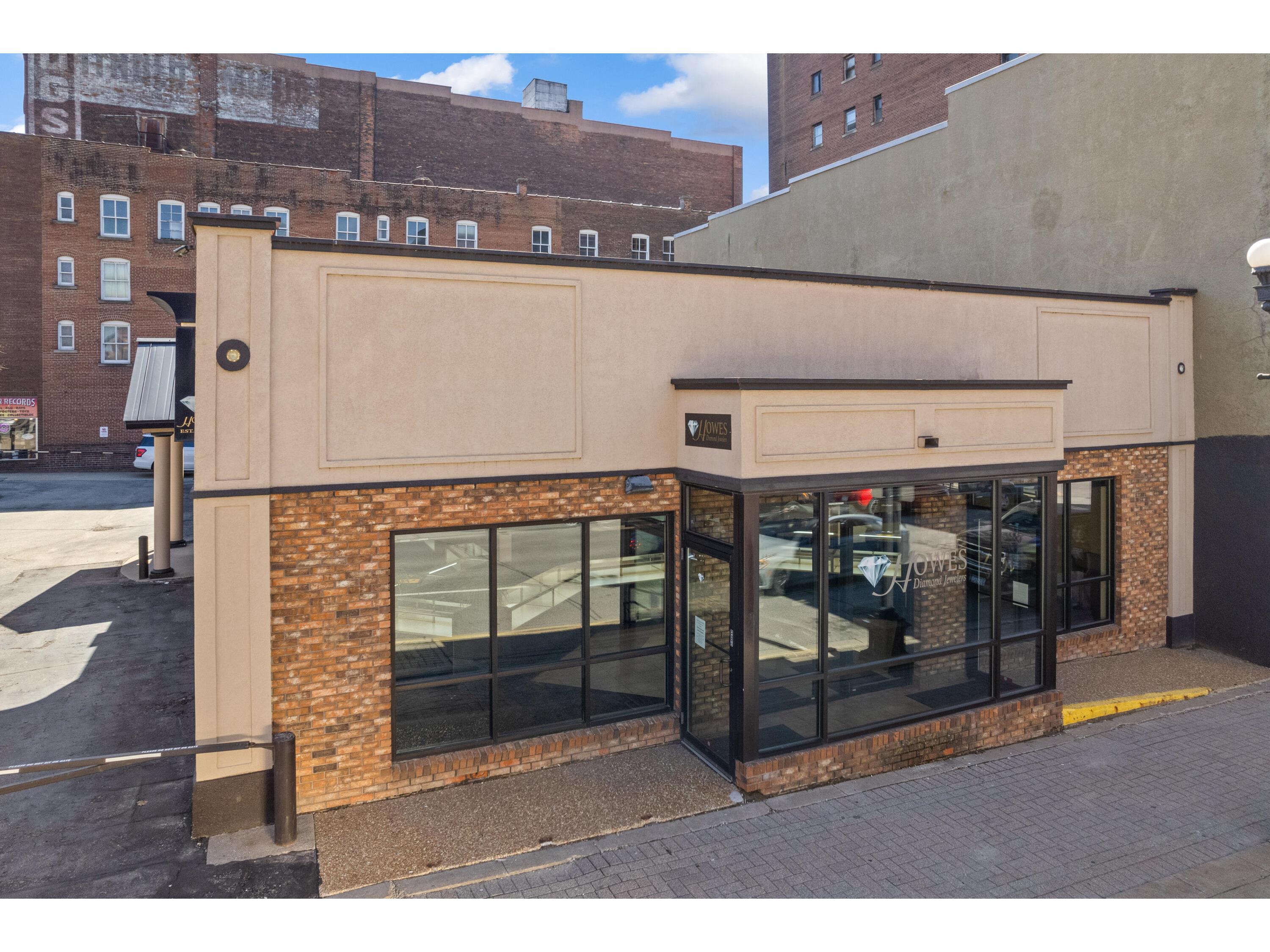 324 Main La Crosse WI 54601 1958745 image6