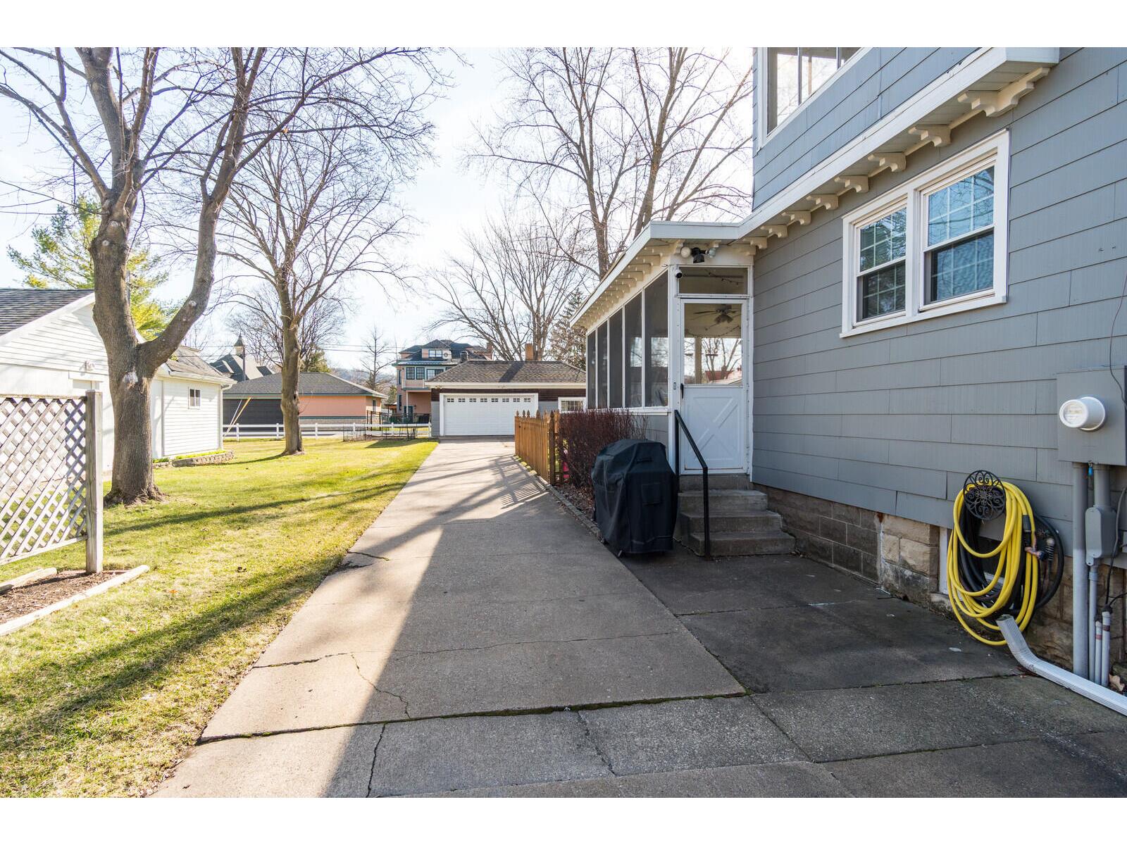 325 14th La Crosse WI 54601 1956884 image40