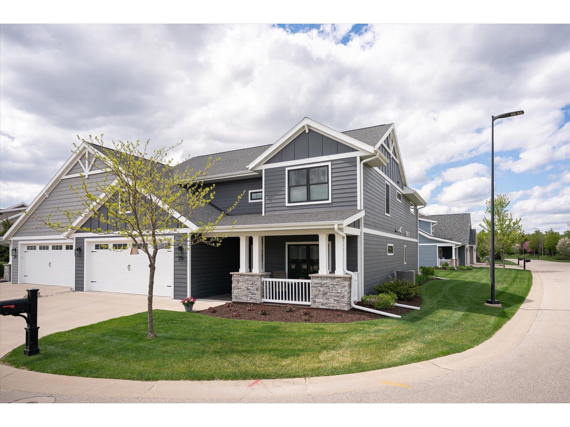 329 River La Crosse WI 54601 1954817 image1