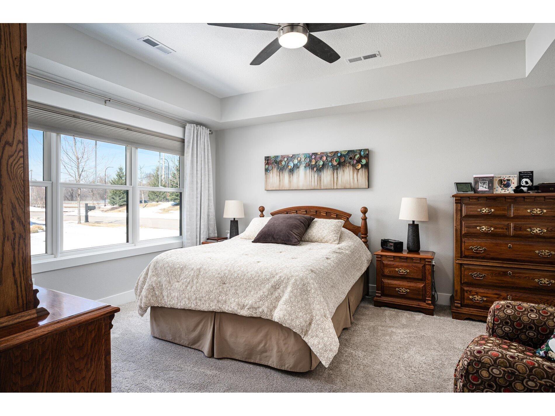 329 River La Crosse WI 54601 1954817 image15