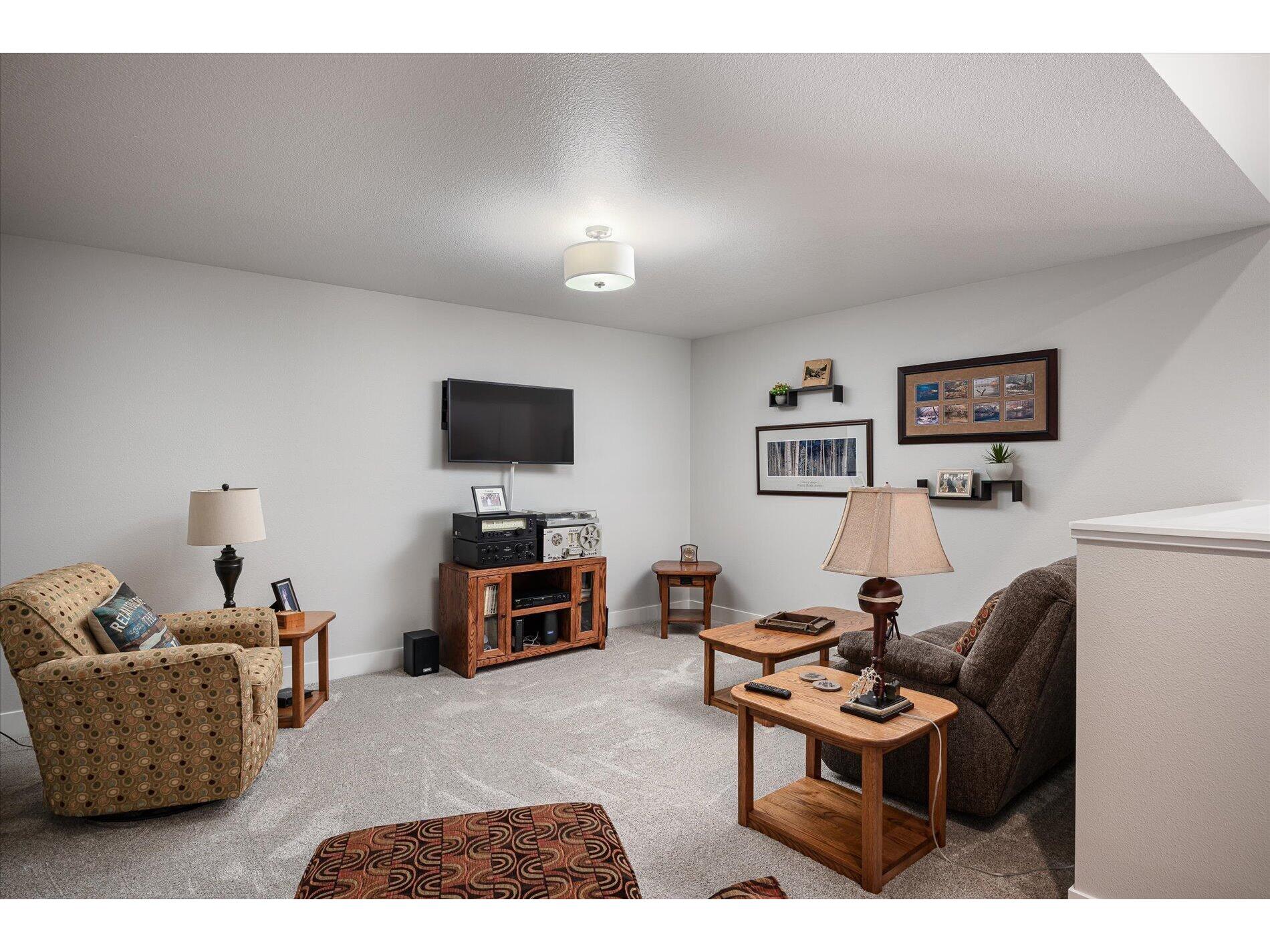 329 River La Crosse WI 54601 1954817 image21