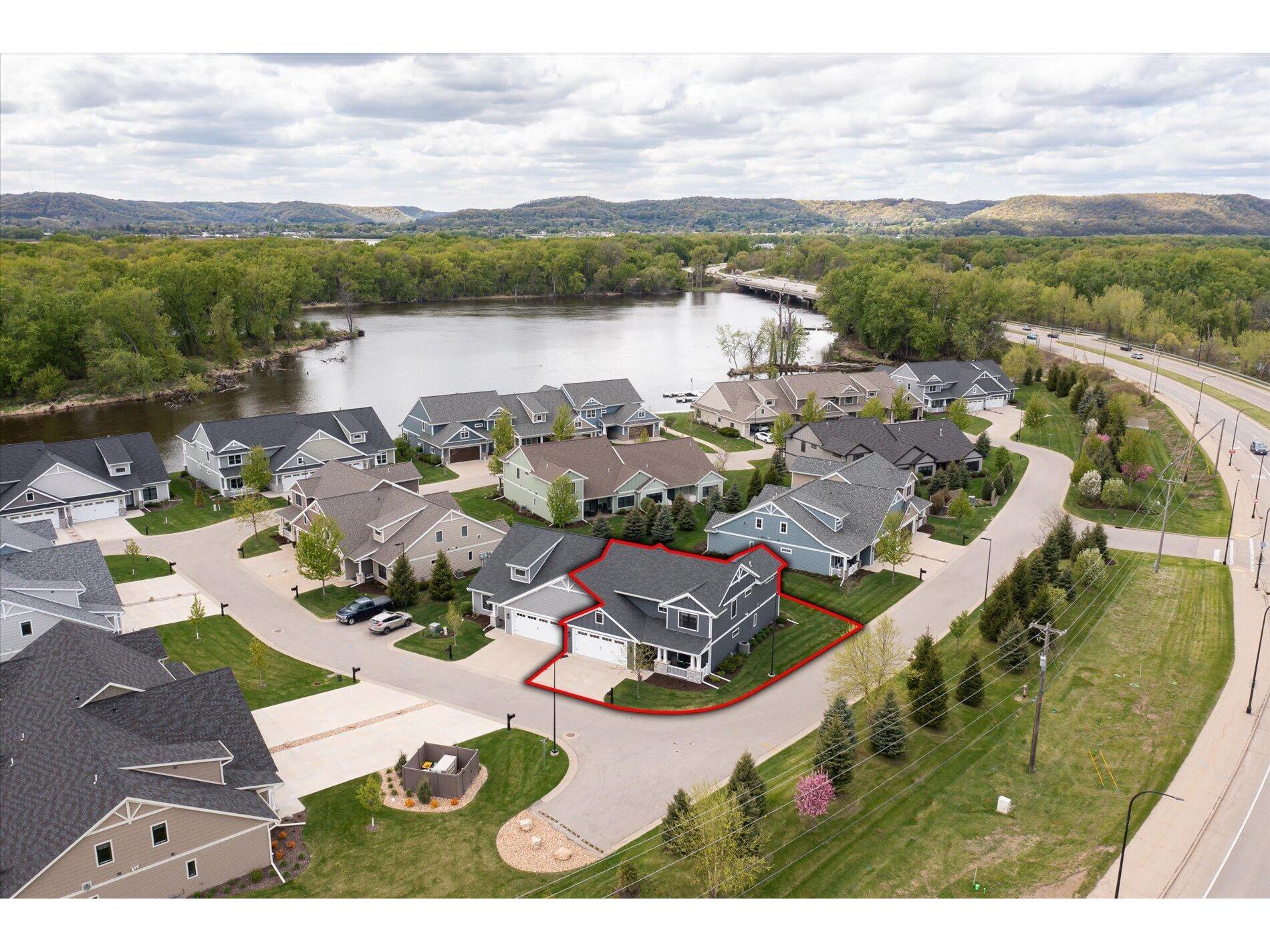 329 River La Crosse WI 54601 1954817 image7